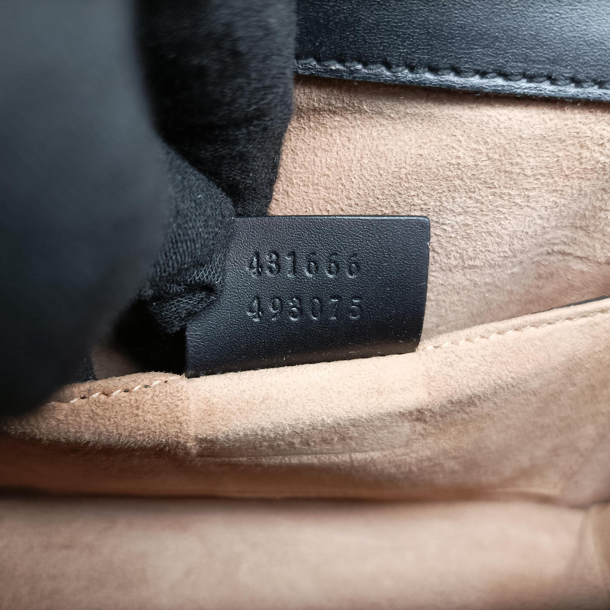 Vintage Gucci Sylvie Black×red×green Leather 431666 shoulderbag | stylenewstar