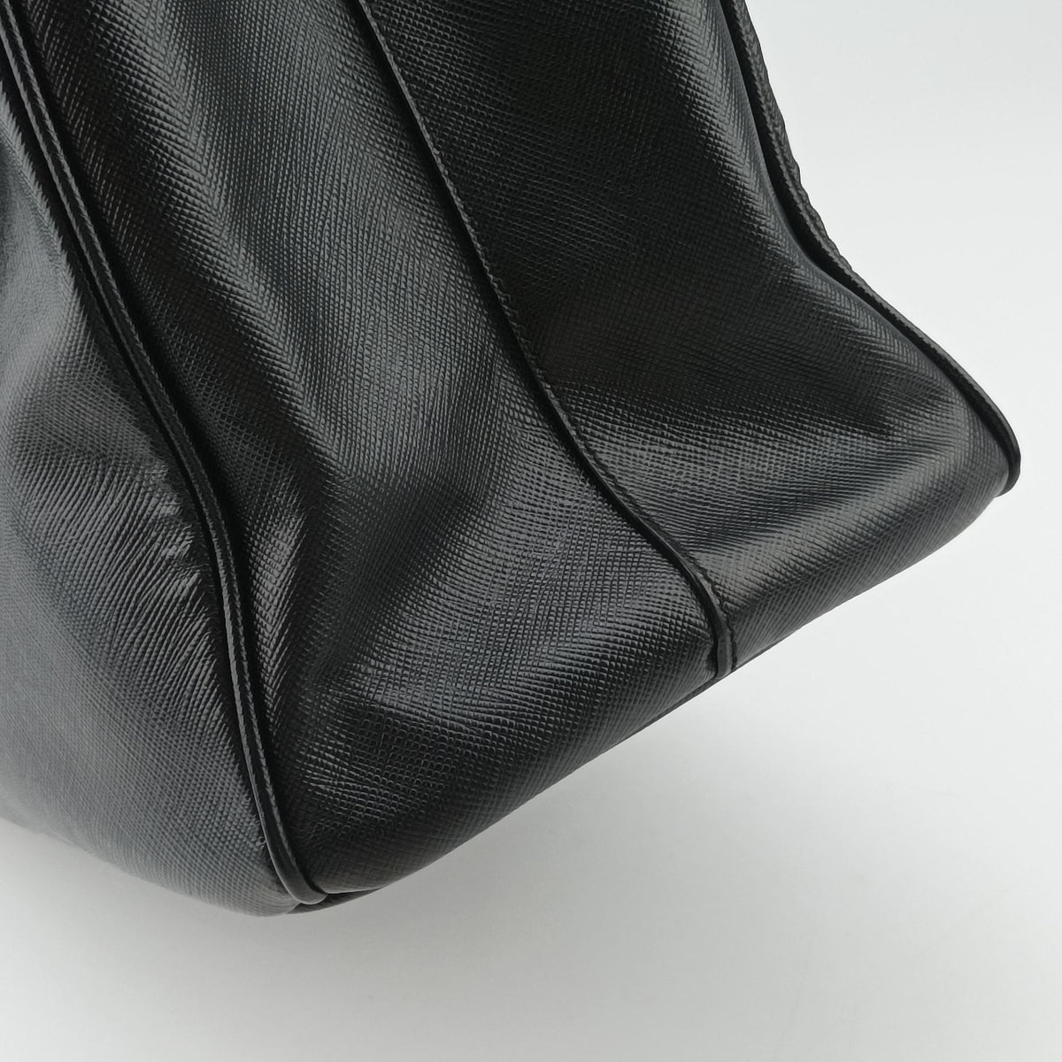 Vintage Prada Galleria Black SAFFIANO Leather BN2274 handbag | stylenewstar