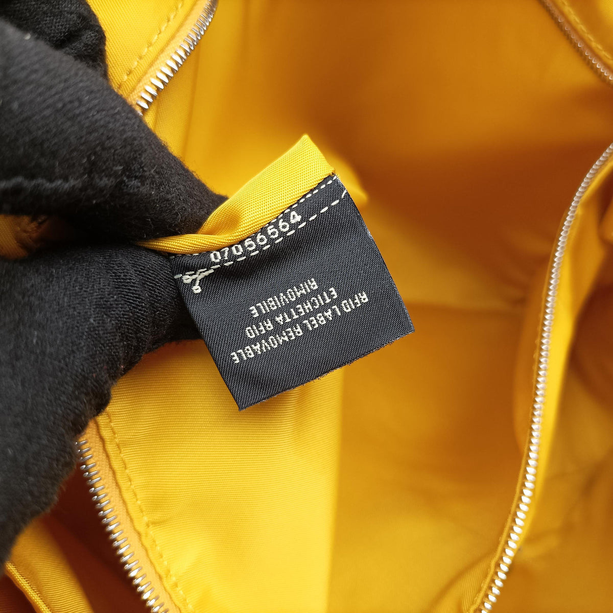 Pre-owned Fendi Baguette Messenger Yellow Nylon× leather 7VA536 shoulderbag | stylenewstar