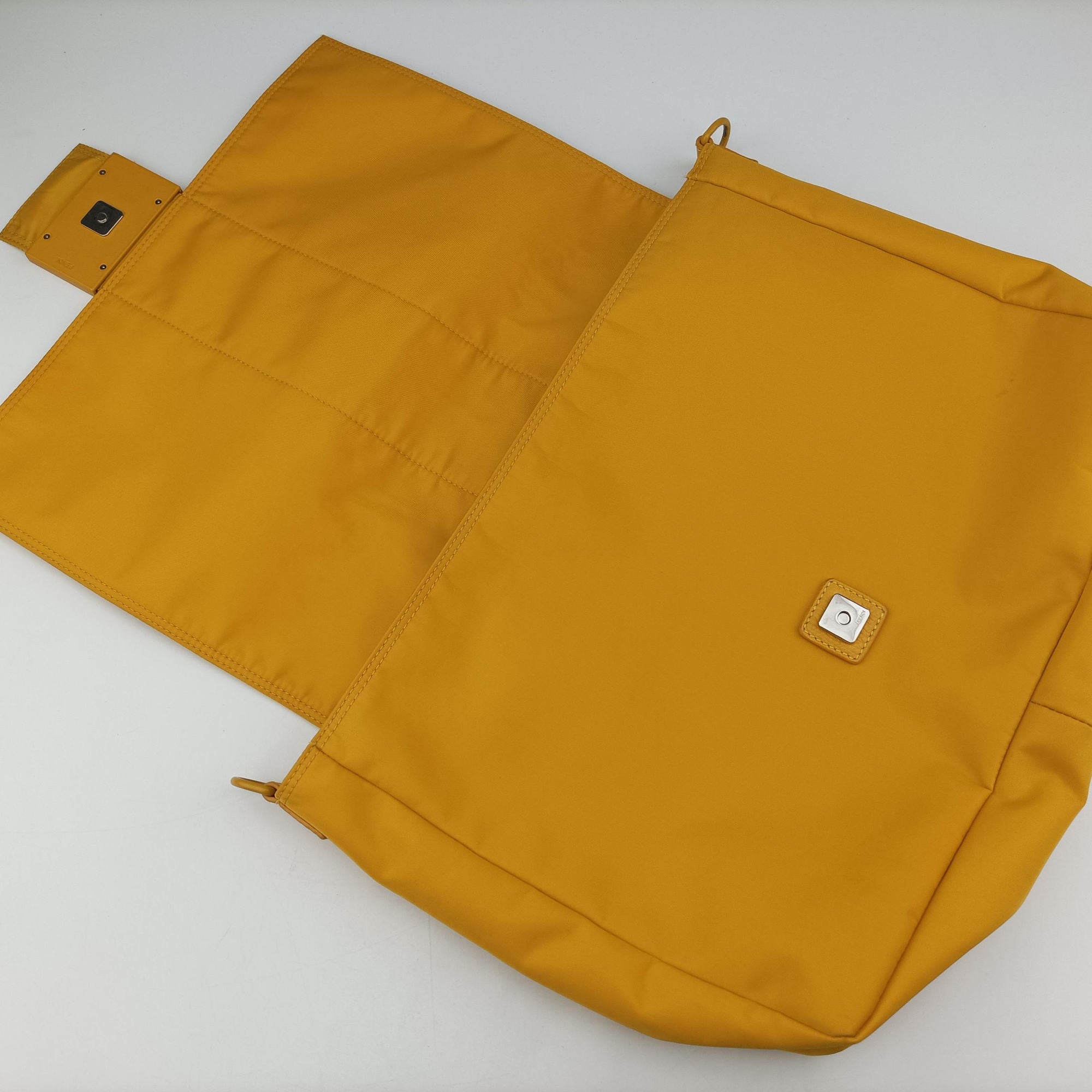 Pre-owned Fendi Baguette Messenger Yellow Nylon× leather 7VA536 shoulderbag | stylenewstar