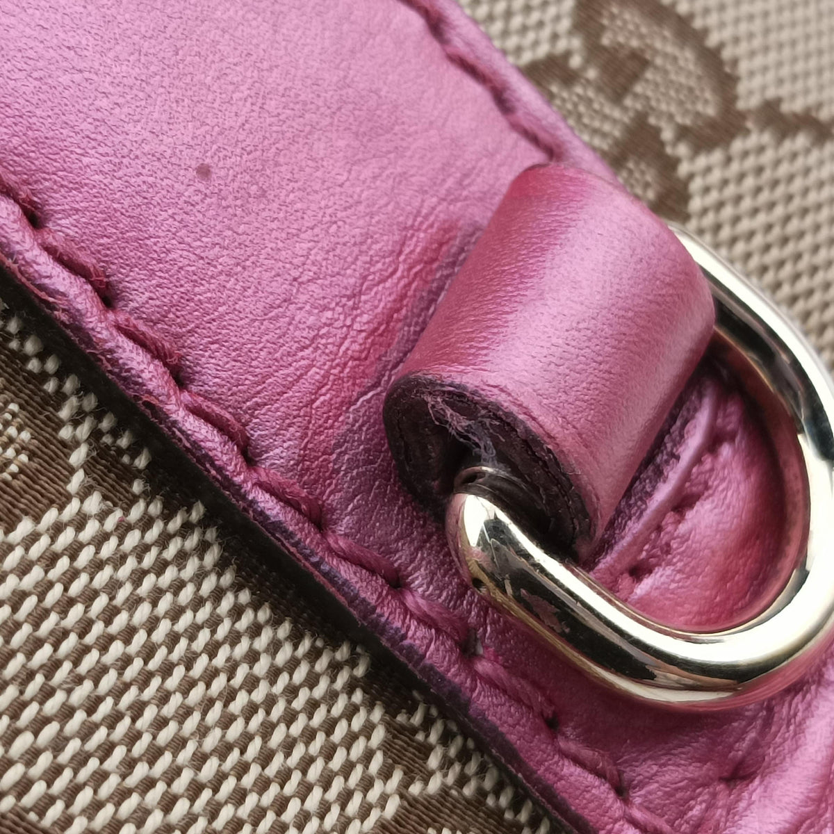 Pre-owned Gucci Heart Bit charm Beige × Pink Canvas×Leather 269955 shoulderbag | stylenewstar