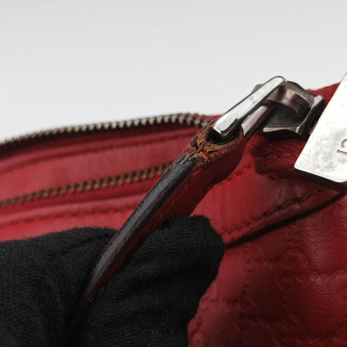 Pre-owned Gucci GG charm dome Red Leather 341503 shoulderbag | stylenewstar
