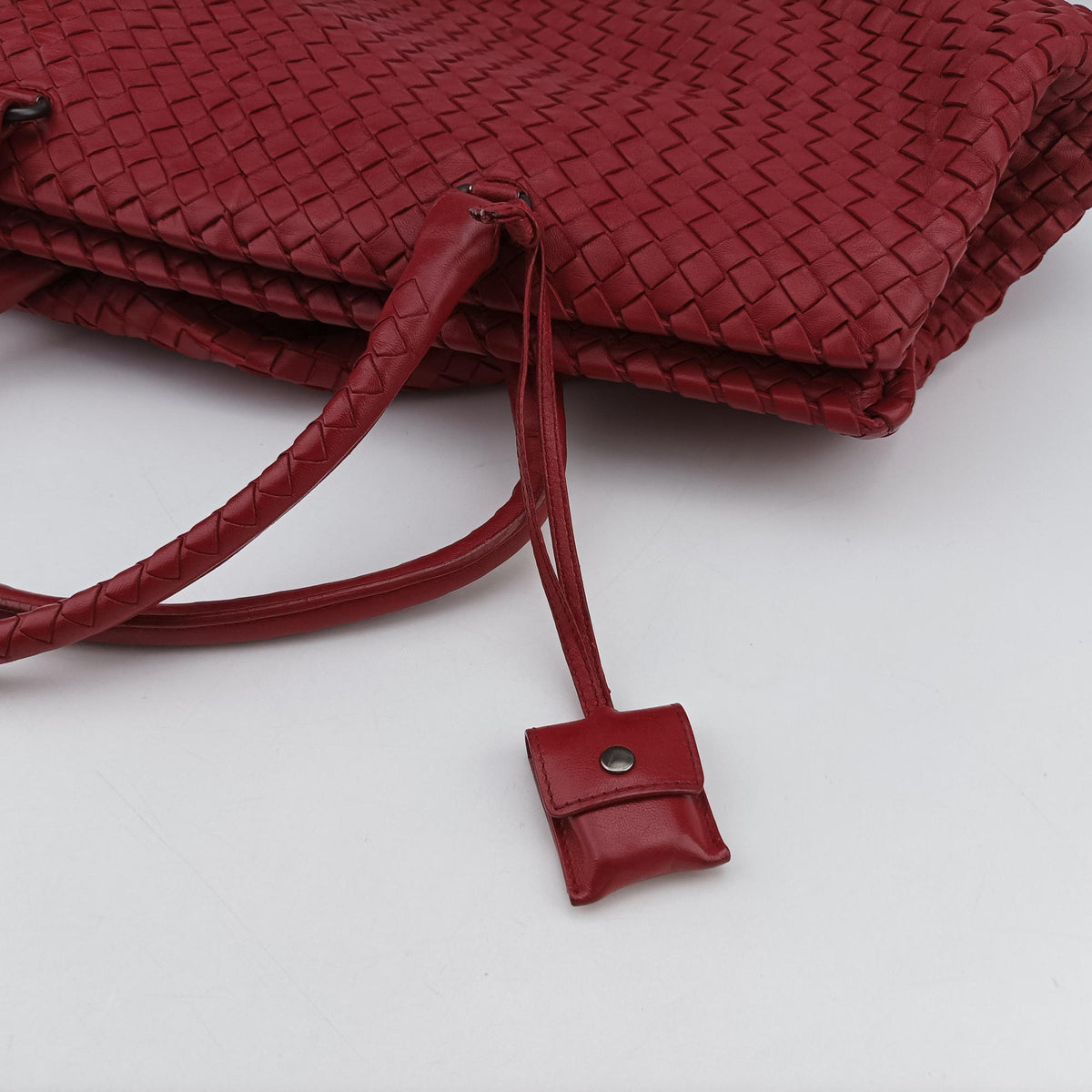Vintage Bottega Veneta Intrecciato Red lambskin  handbag | stylenewstar