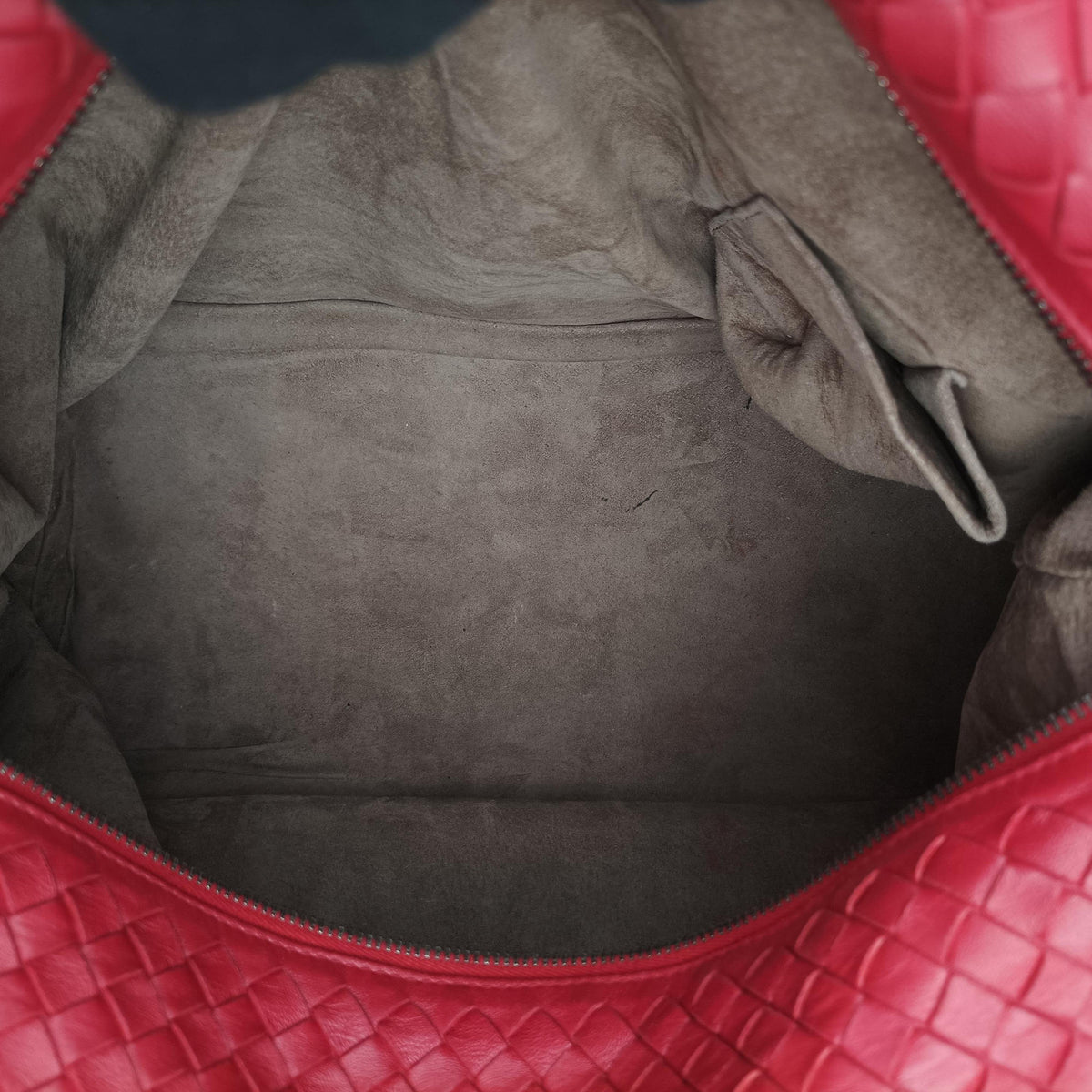 Vintage Bottega Veneta Intrecciato Red lambskin  handbag | stylenewstar