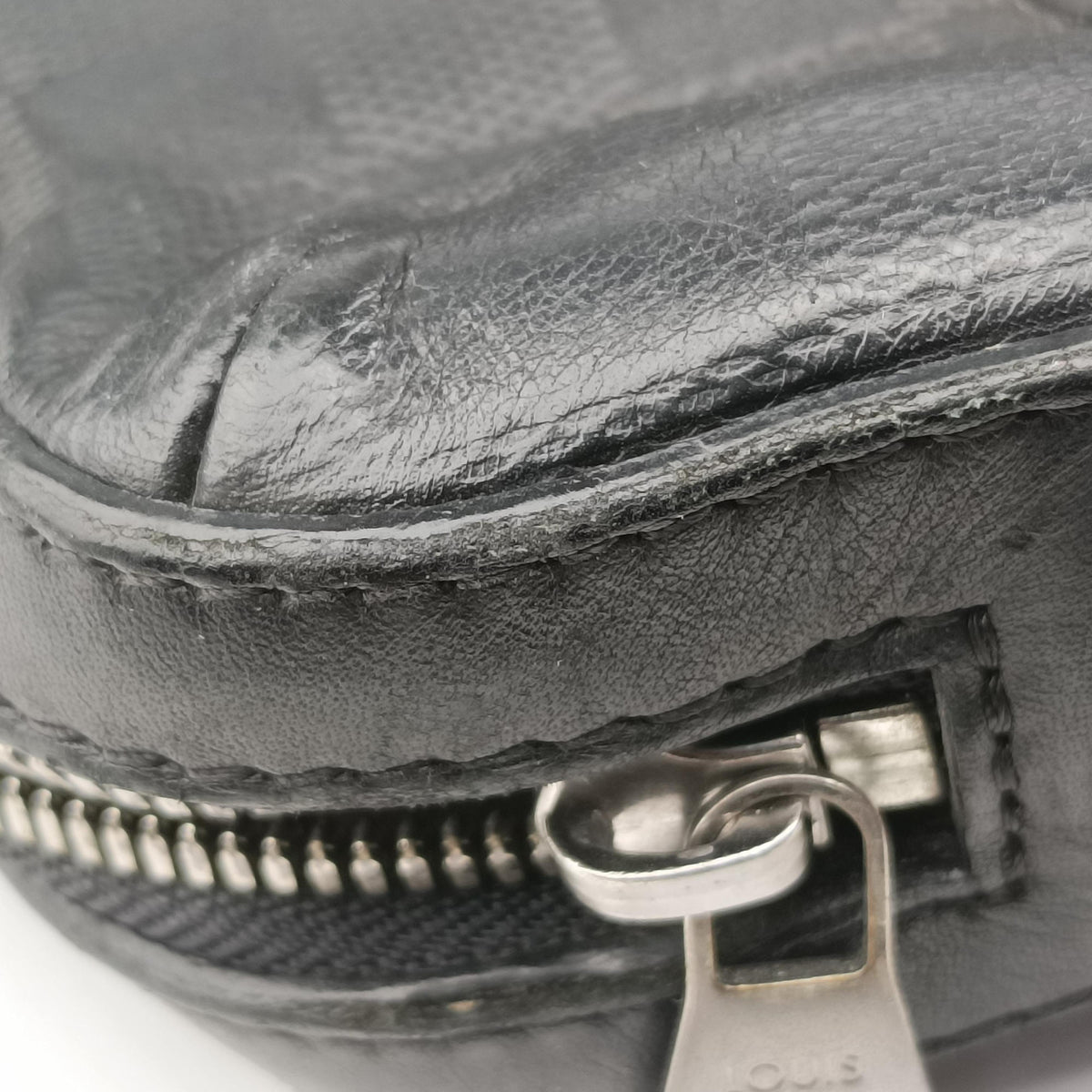 Pre-owned Louis Vuitton CALYPSO MM Noir Damier Infini N41201 shoulderbag | stylenewstar