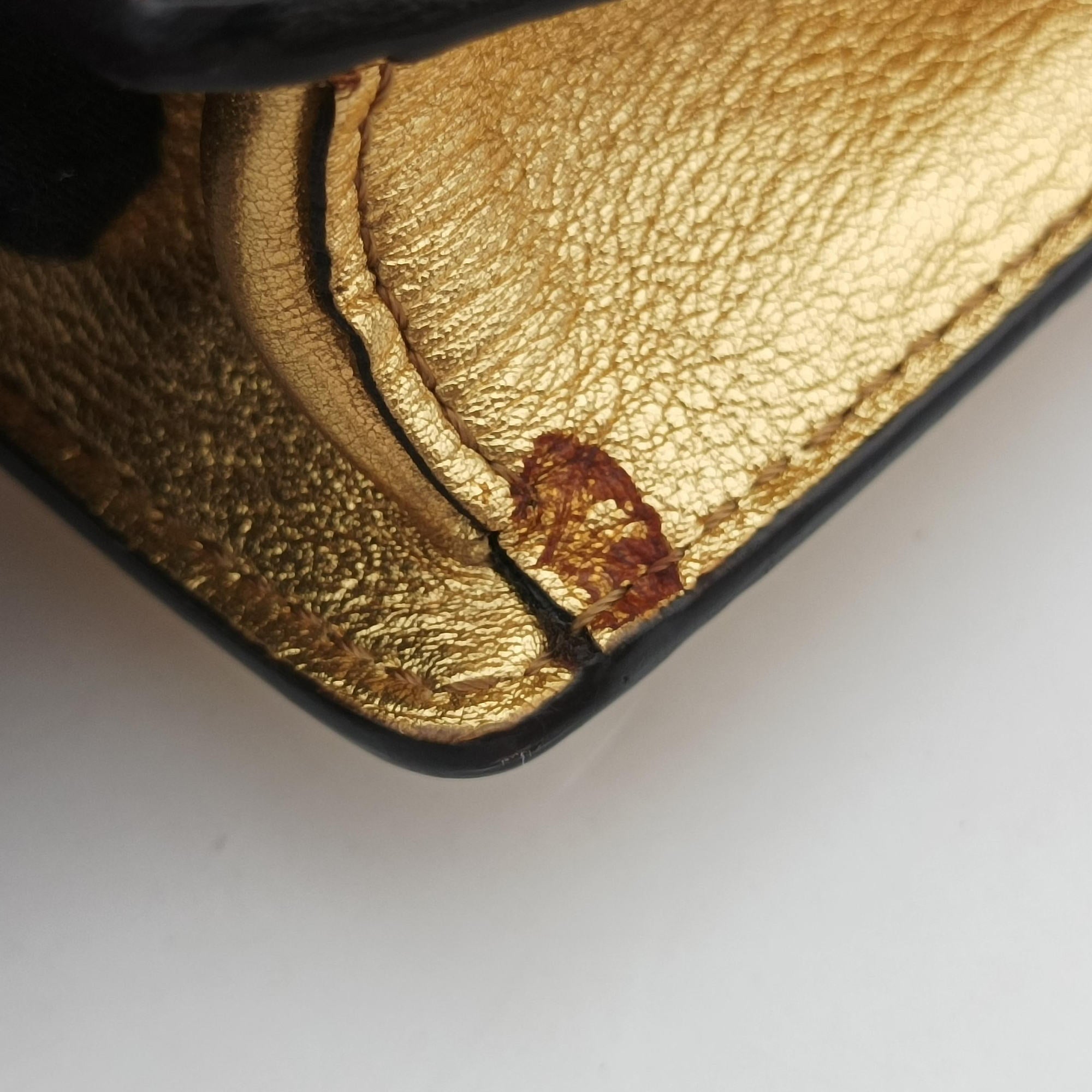 Pre-owned Fendi F is Golden Leather 8BS006 shoulderbag | stylenewstar