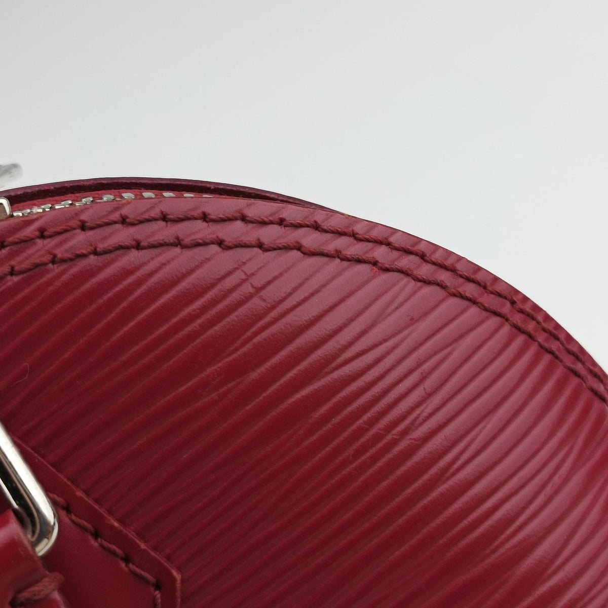 Vintage Louis Vuitton Alma BB COQUELICOT epi M50516 shoulderbag | stylenewstar
