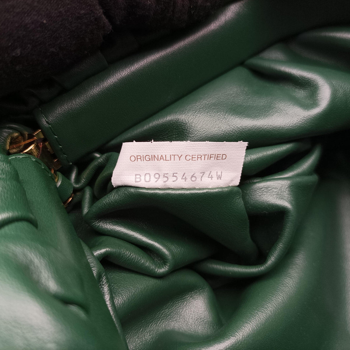 Secondhand Bottega Veneta THE Chain Pouch Green lambskin  shoulderbag | stylenewstar