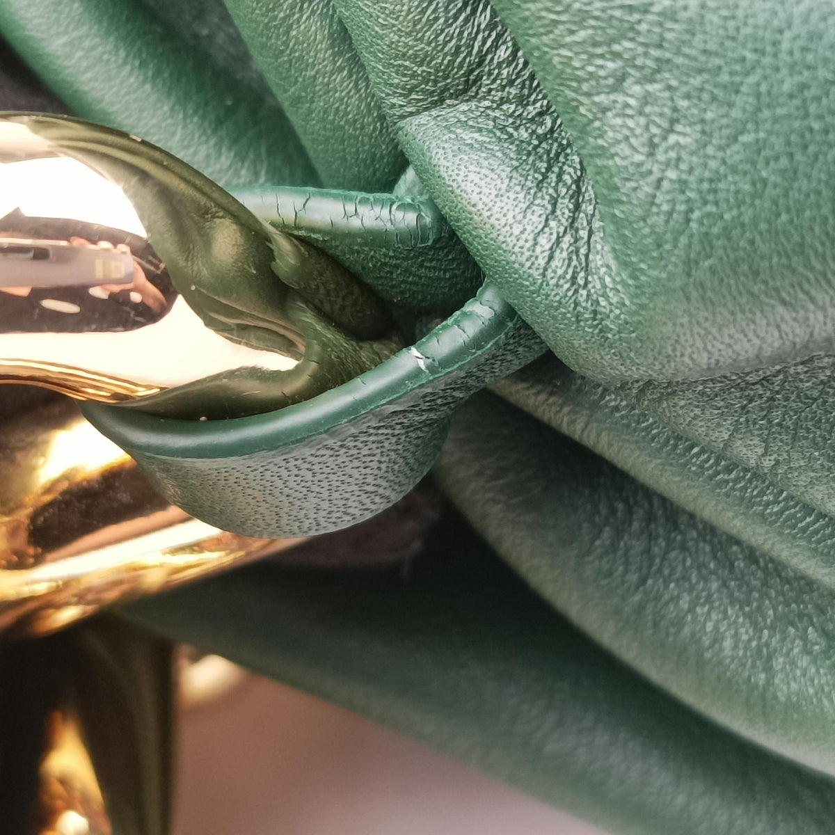Secondhand Bottega Veneta THE Chain Pouch Green lambskin  shoulderbag | stylenewstar