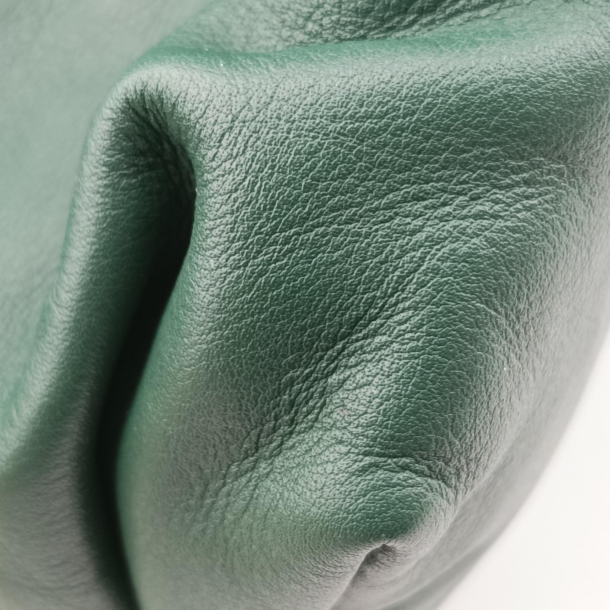 Secondhand Bottega Veneta THE Chain Pouch Green lambskin  shoulderbag | stylenewstar