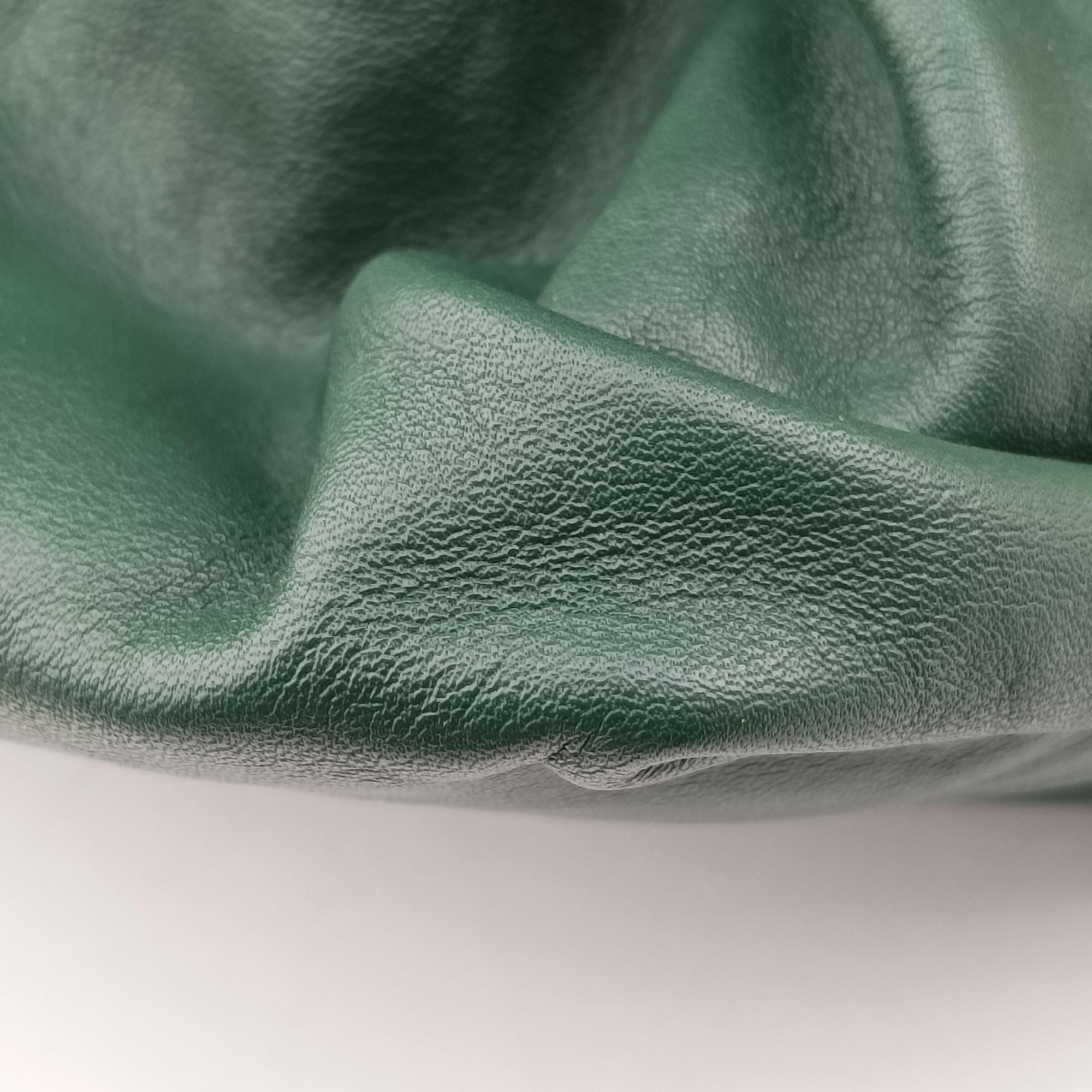 Secondhand Bottega Veneta THE Chain Pouch Green lambskin  shoulderbag | stylenewstar