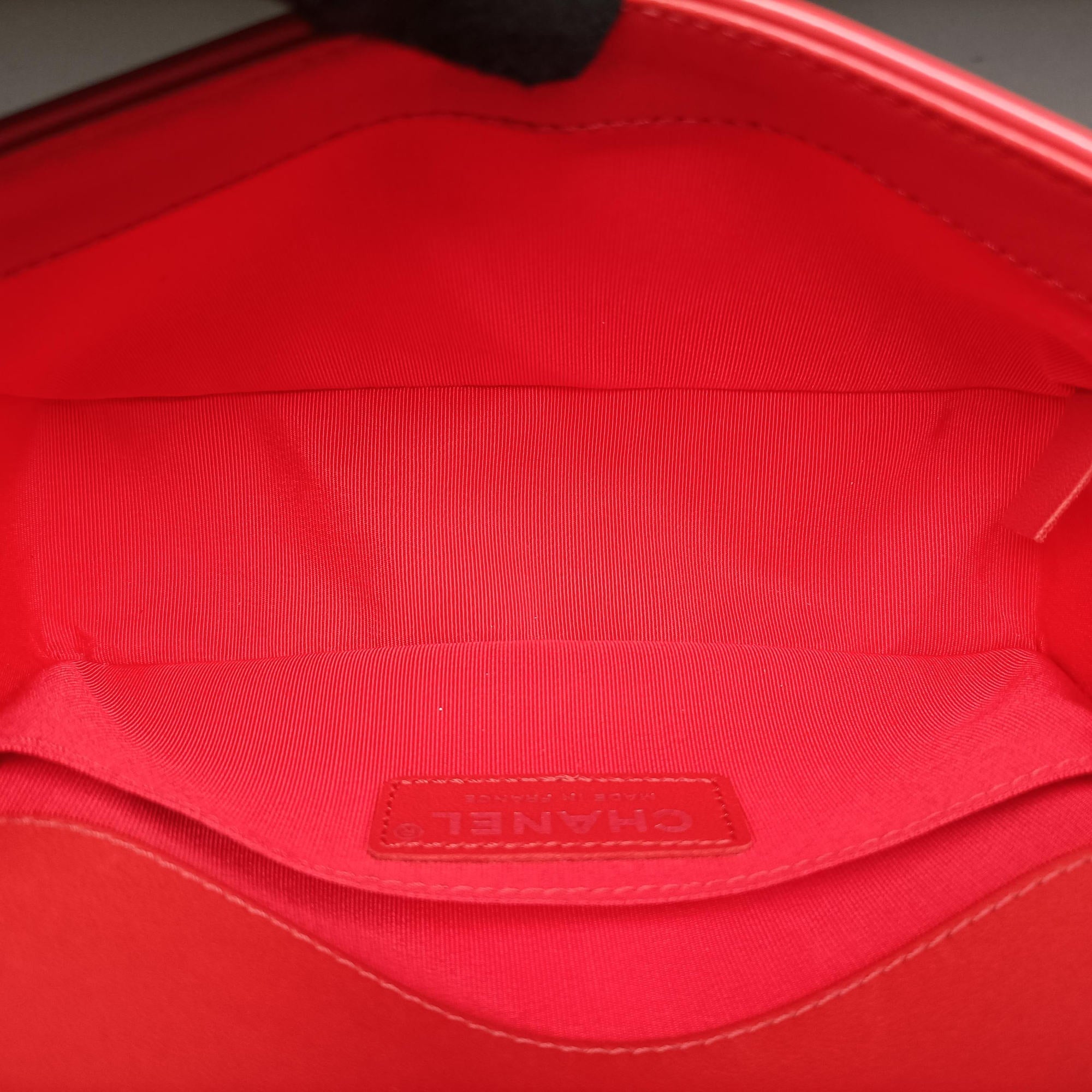 Pre-owned Chanel BOY CHANEL Red Leather A67085 shoulderbag | stylenewstar