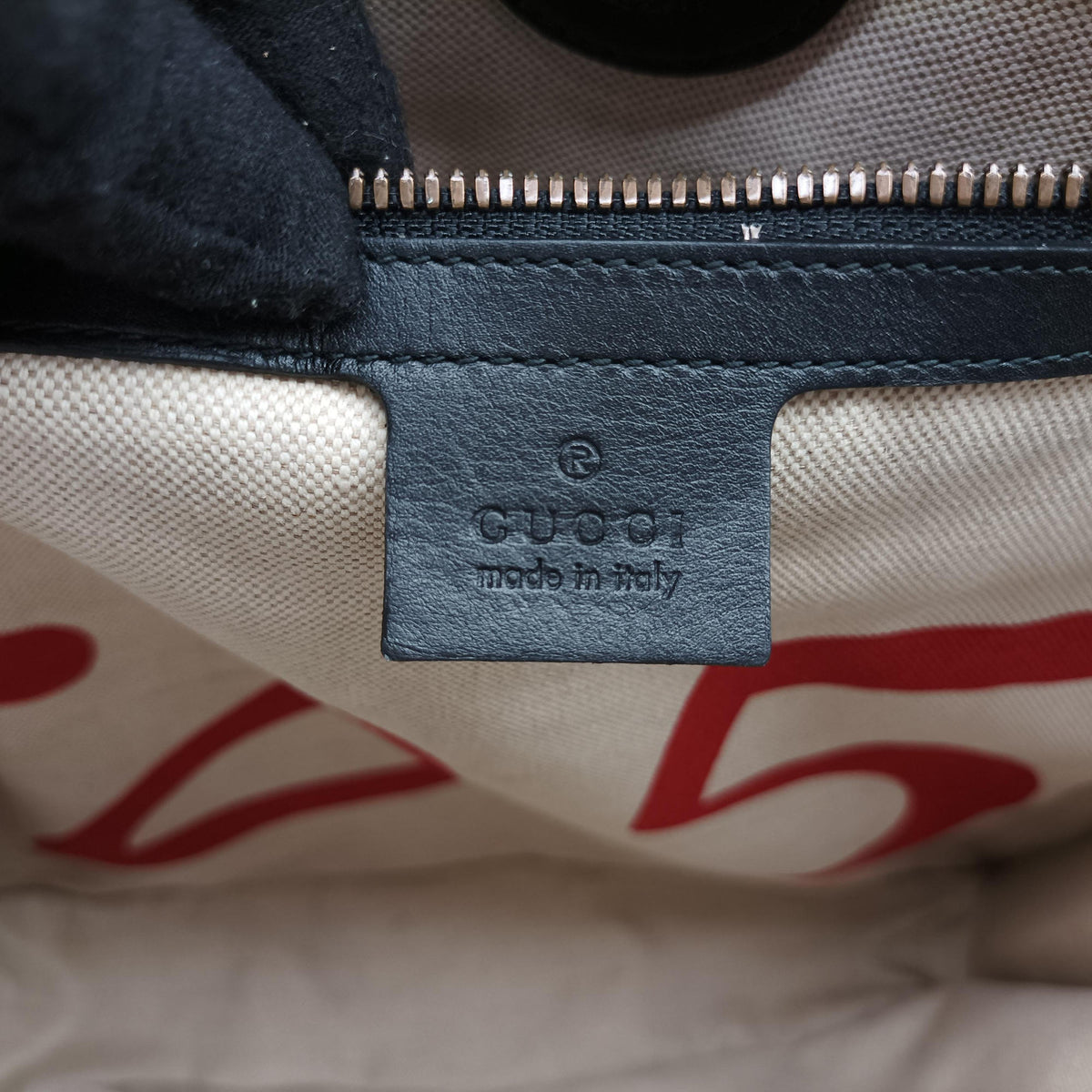 Pre-owned Gucci GG Supreme Bee beige×black PVC coated canvas×leather 450950 shoulderbag | stylenewstar