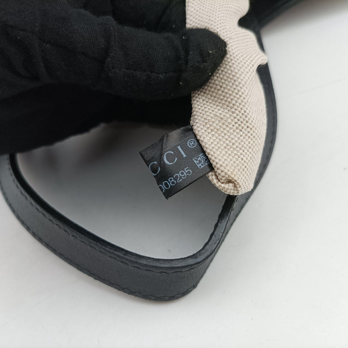 Pre-owned Gucci GG Supreme Bee beige×black PVC coated canvas×leather 450950 shoulderbag | stylenewstar