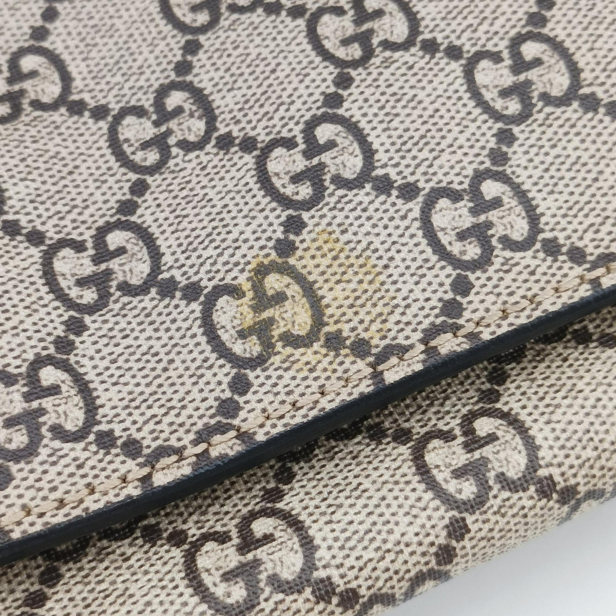 Pre-owned Gucci GG Supreme Bee beige×black PVC coated canvas×leather 450950 shoulderbag | stylenewstar