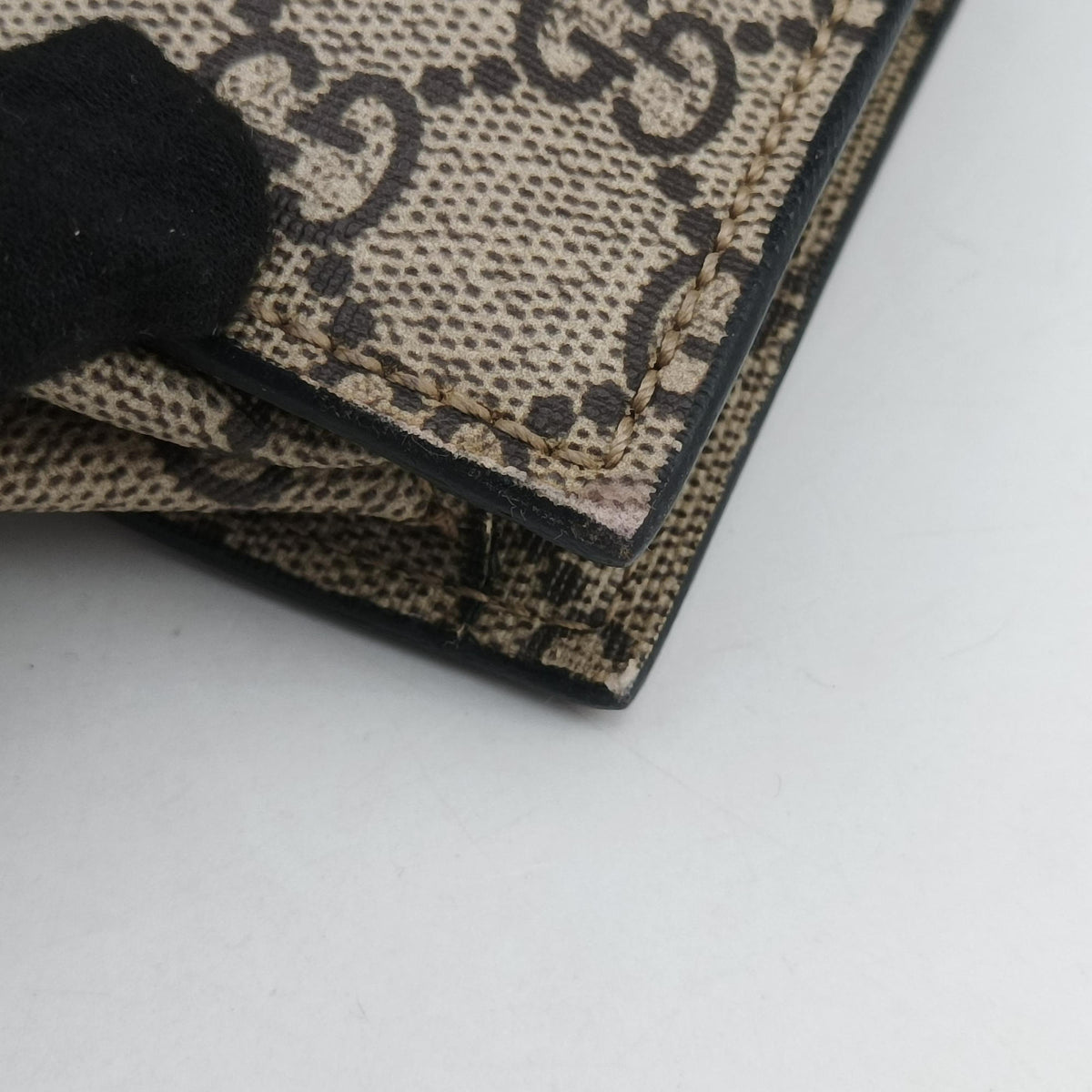 Pre-owned Gucci GG Supreme Bee beige×black PVC coated canvas×leather 450950 shoulderbag | stylenewstar