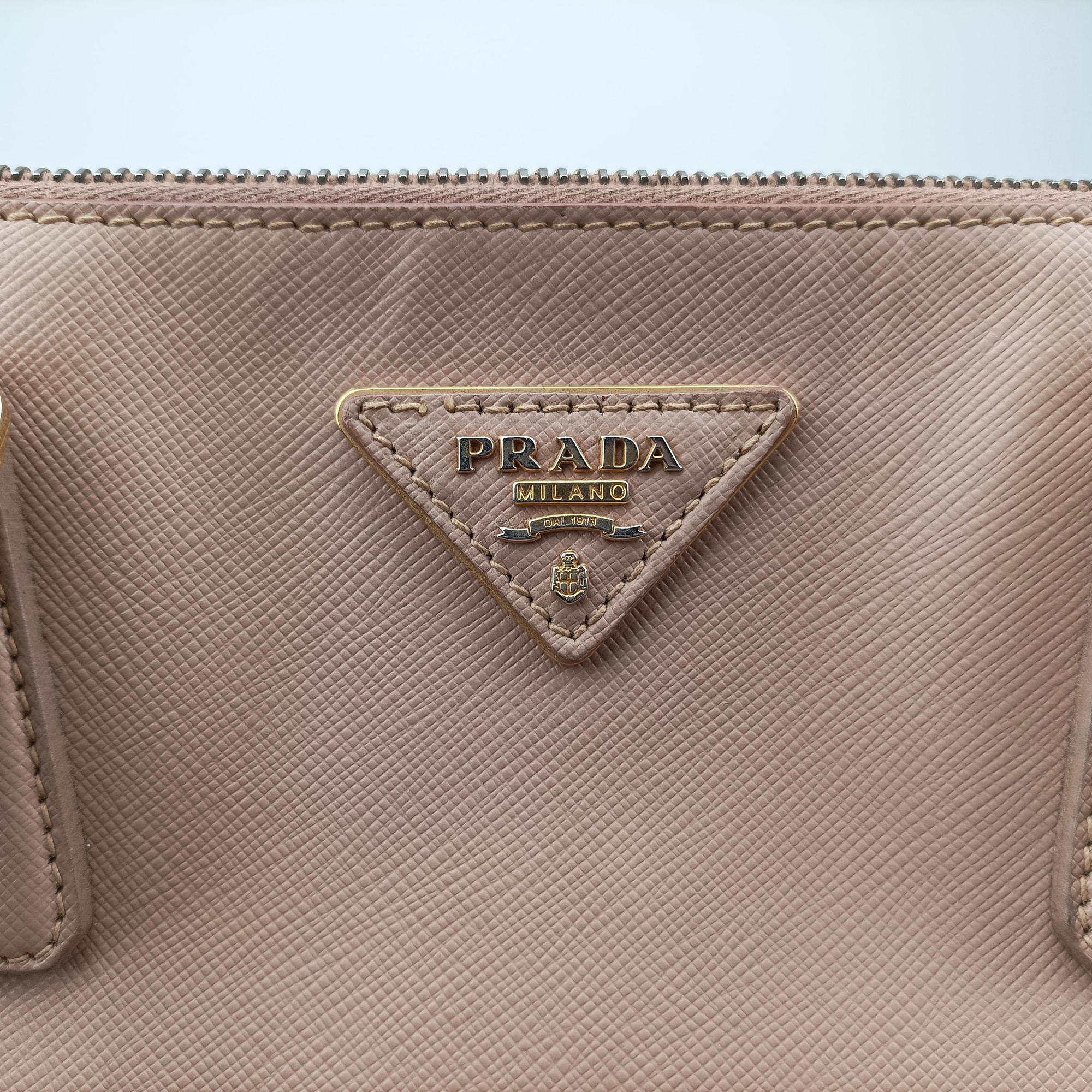 Pre-owned Prada Galleria Pink SAFFIANO Leather BN1786 shoulderbag | stylenewstar