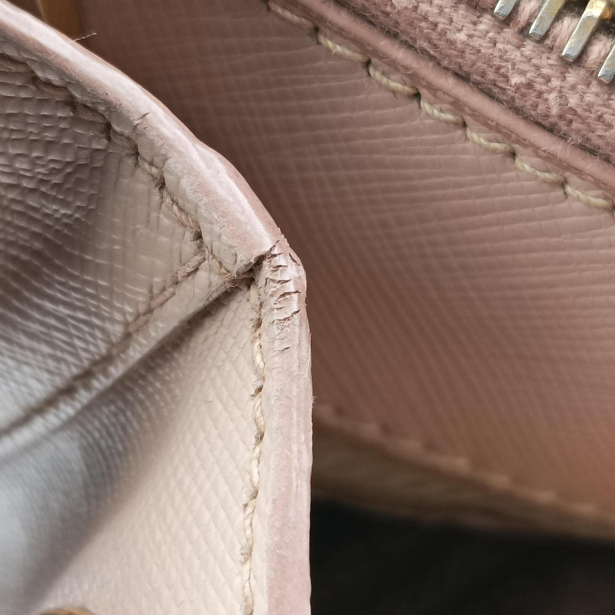 Pre-owned Prada Galleria Pink SAFFIANO Leather BN1786 shoulderbag | stylenewstar