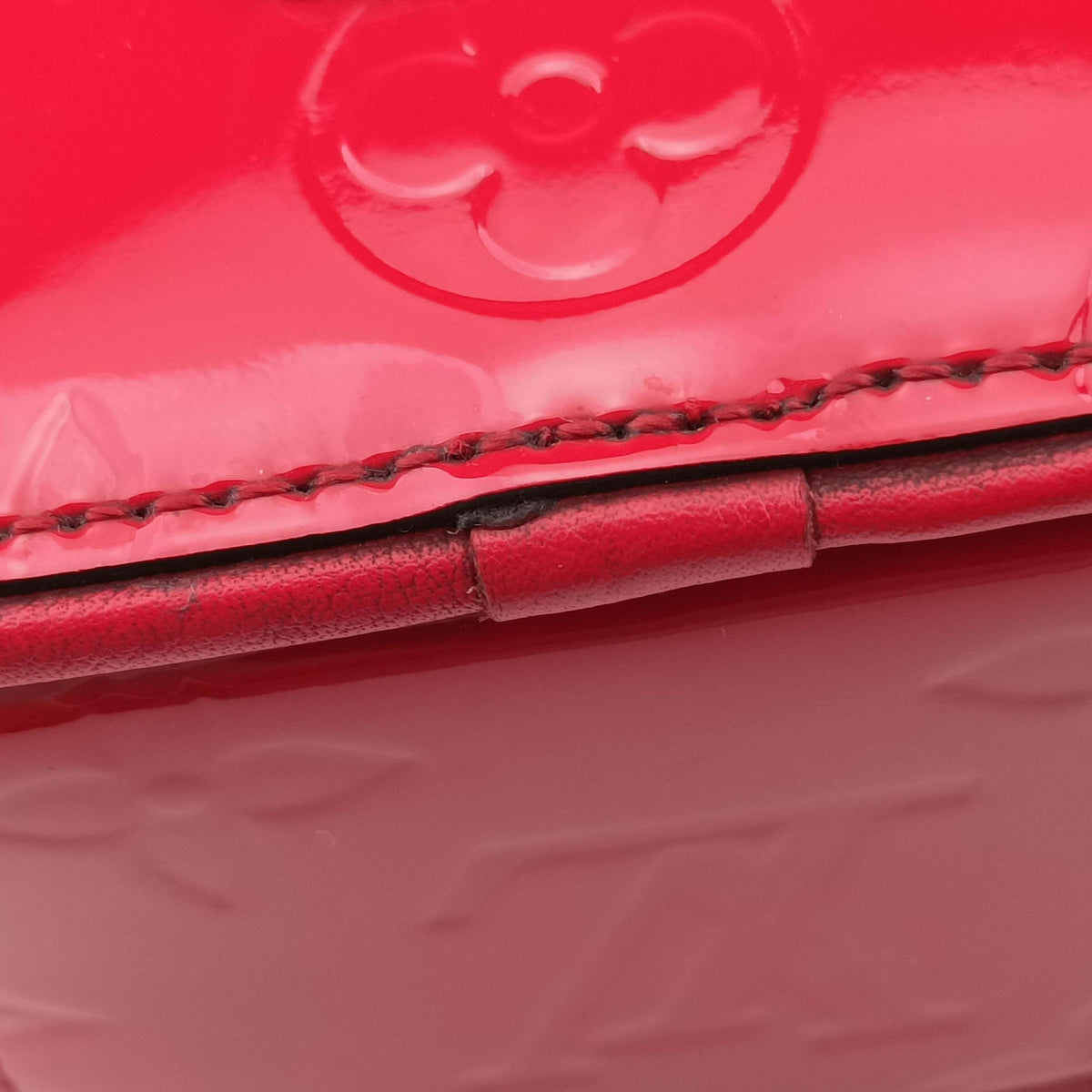 Pre-owned Louis Vuitton BOITE CHAPEAU SOUPLE Rouge Vernis M90498 shoulderbag | stylenewstar