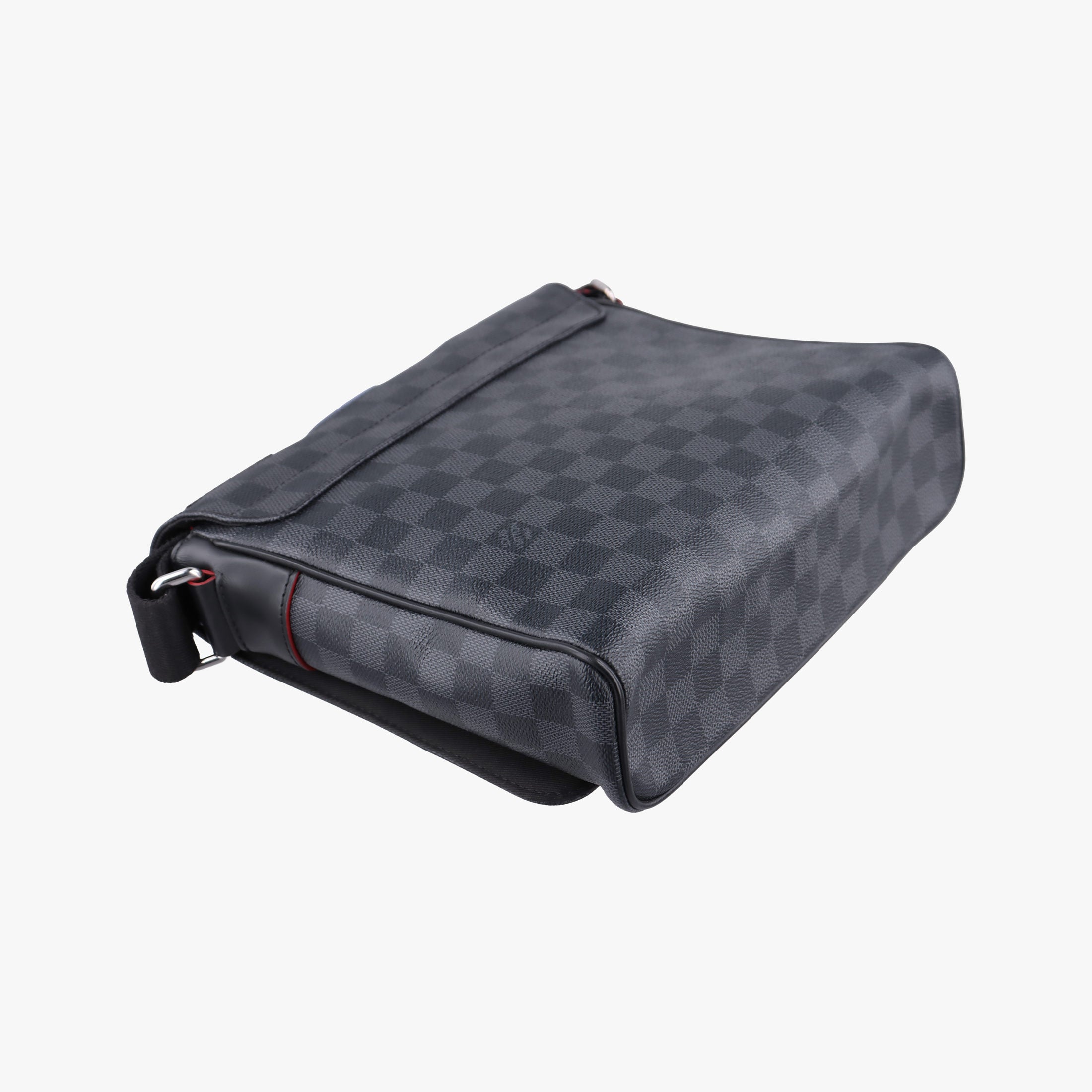Pre-owned Louis Vuitton District PM NM LV Alps BLACK×Multicolor DAMIER GRAPHITE CANVAS N40040 shoulderbag | stylenewstar
