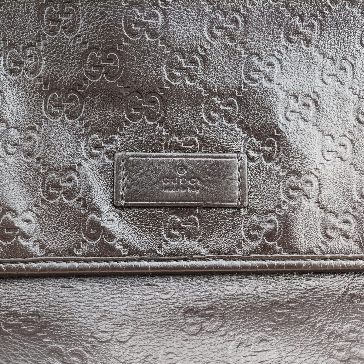 Vintage Gucci Guccissima Messenger Black Leather 223665 shoulderbag | stylenewstar