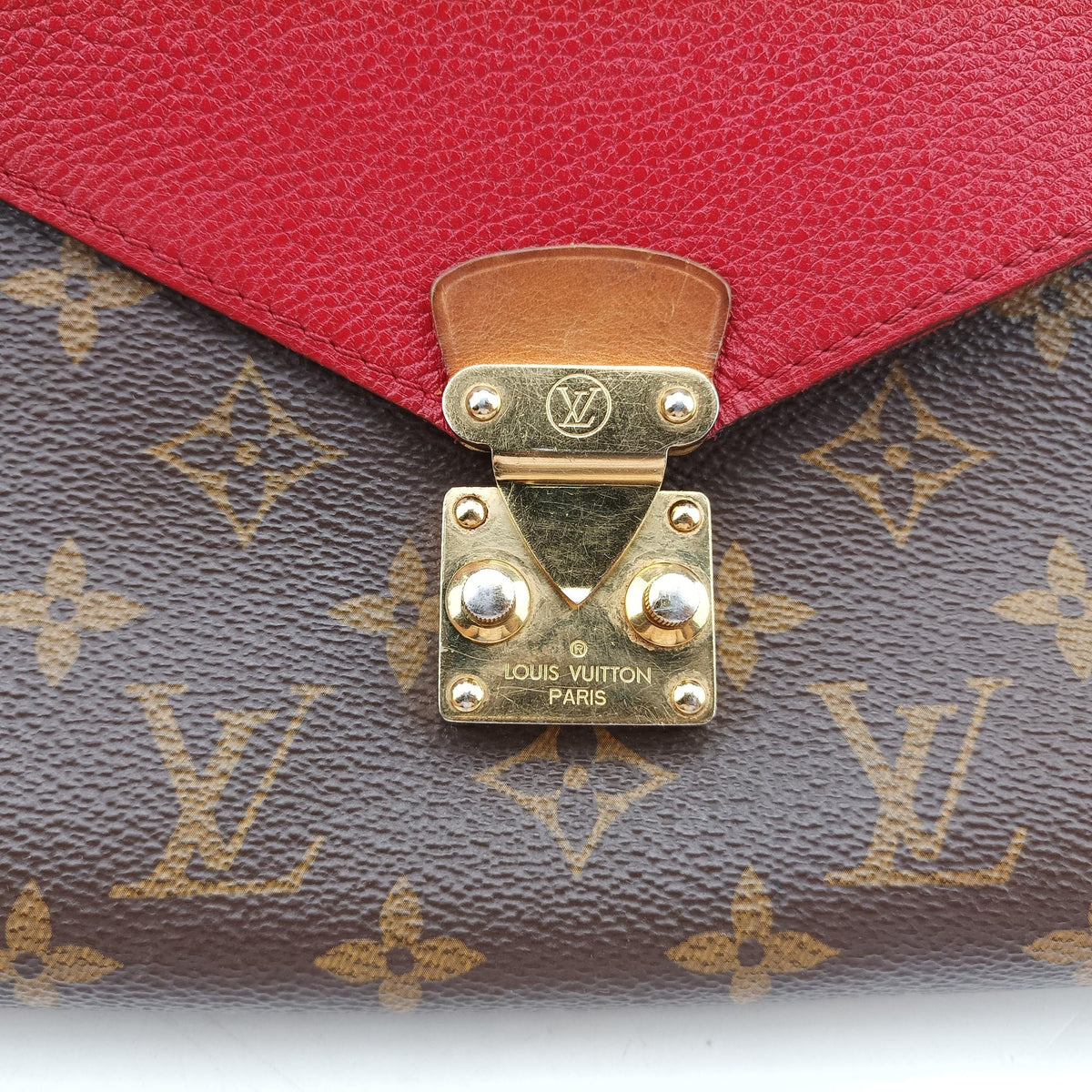 Pre-owned Louis Vuitton PALLAS Chain Brown×CERISE Monogram Canvas×calf leather M41201 shoulderbag | stylenewstar