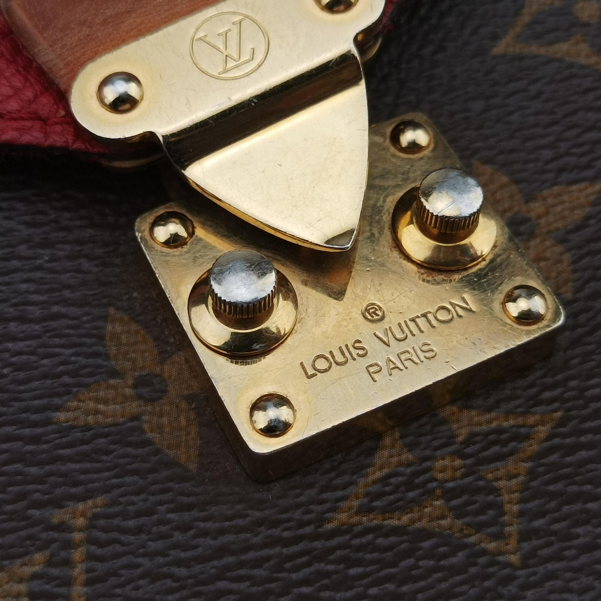 Pre-owned Louis Vuitton PALLAS Chain Brown×CERISE Monogram Canvas×calf leather M41201 shoulderbag | stylenewstar