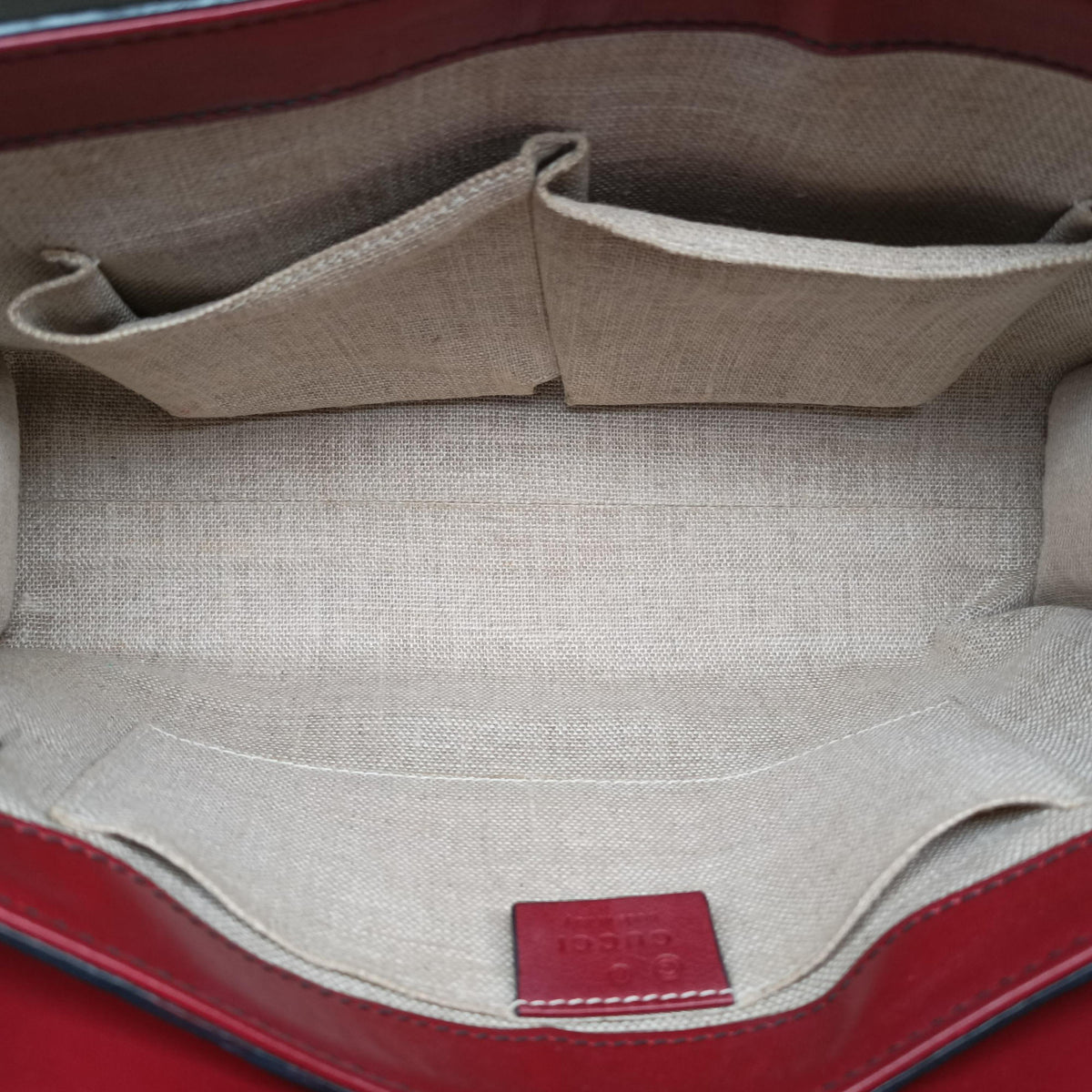 Pre-owned Gucci Emily Red Leather 449635 shoulderbag | stylenewstar