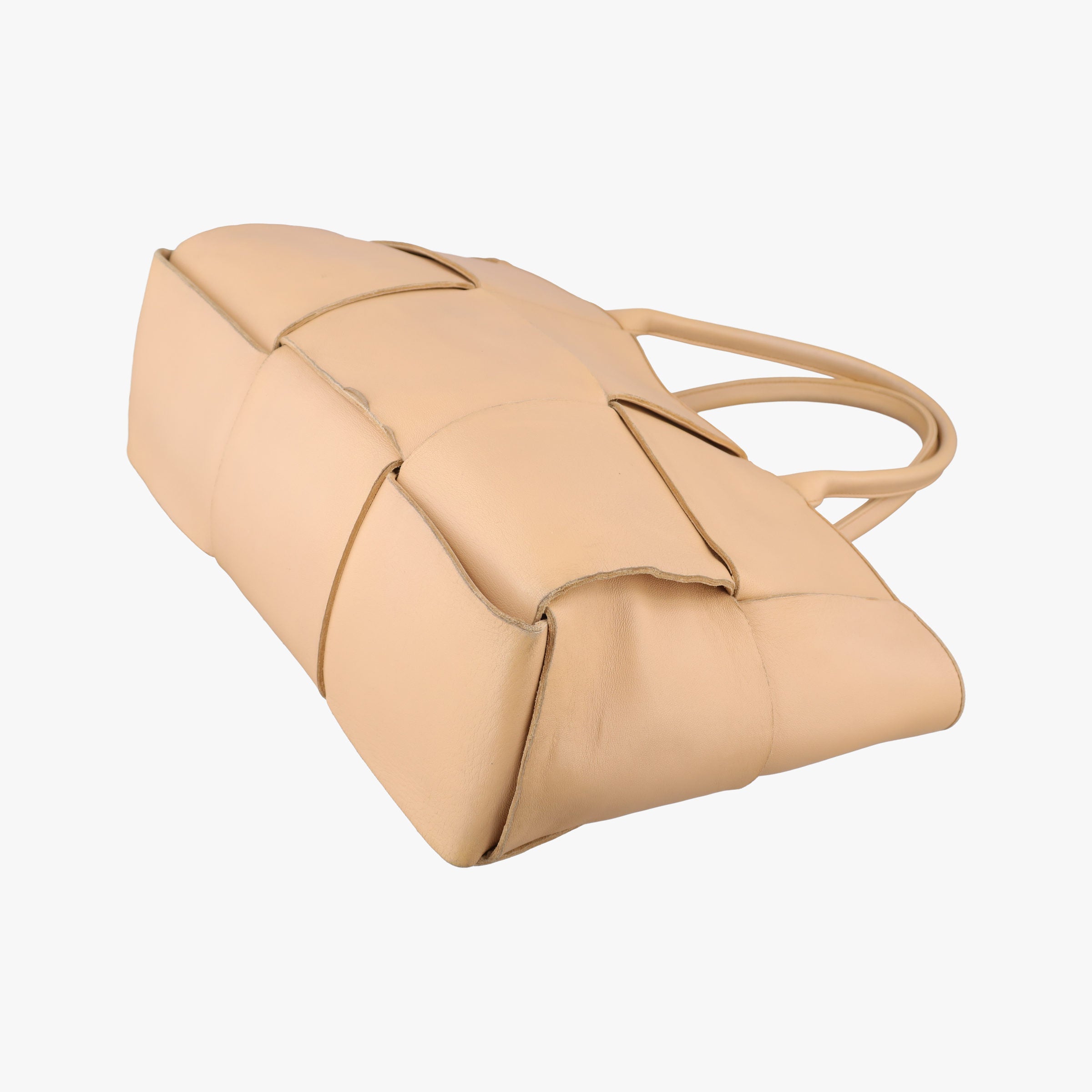 Pre-owned Bottega Veneta THE ARCO Tote Camel lambskin  handbag | stylenewstar