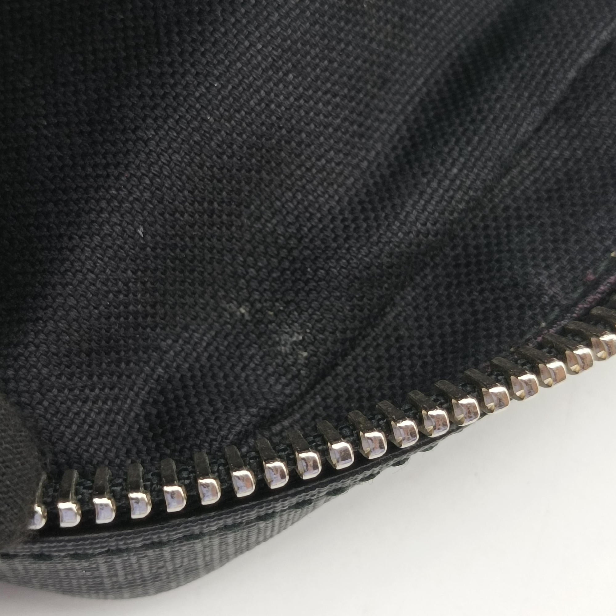 Secondhand Gucci GG Supreme Navy x Black PVC coated canvas 478325 bum bag/waist bag | stylenewstar
