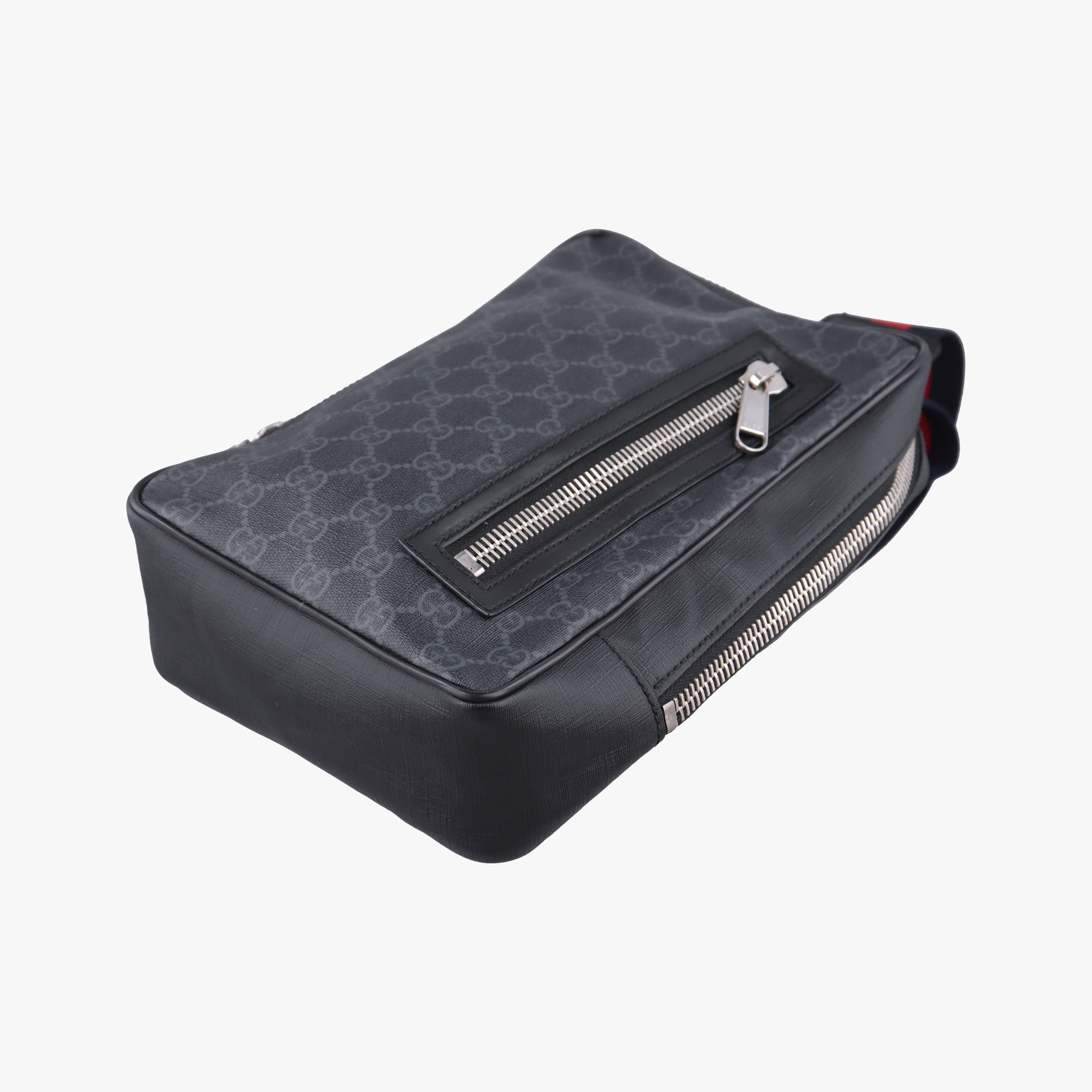 Secondhand Gucci GG Supreme Navy x Black PVC coated canvas 478325 bum bag/waist bag | stylenewstar