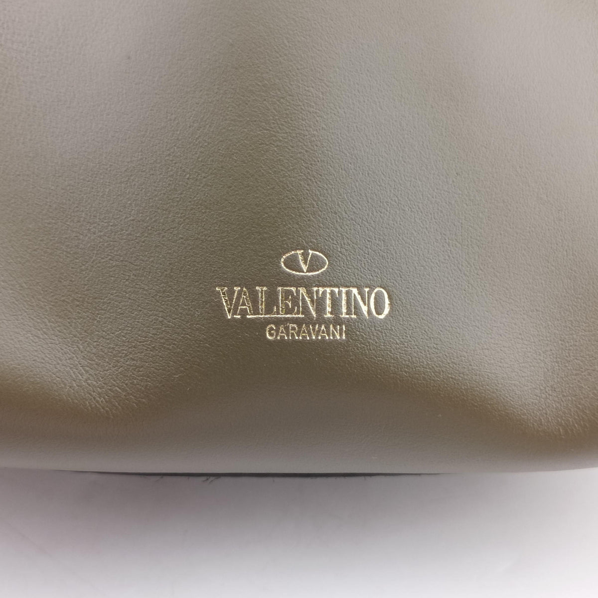 Pre-owned Valentino Rockstud Green Leather  shoulderbag | stylenewstar
