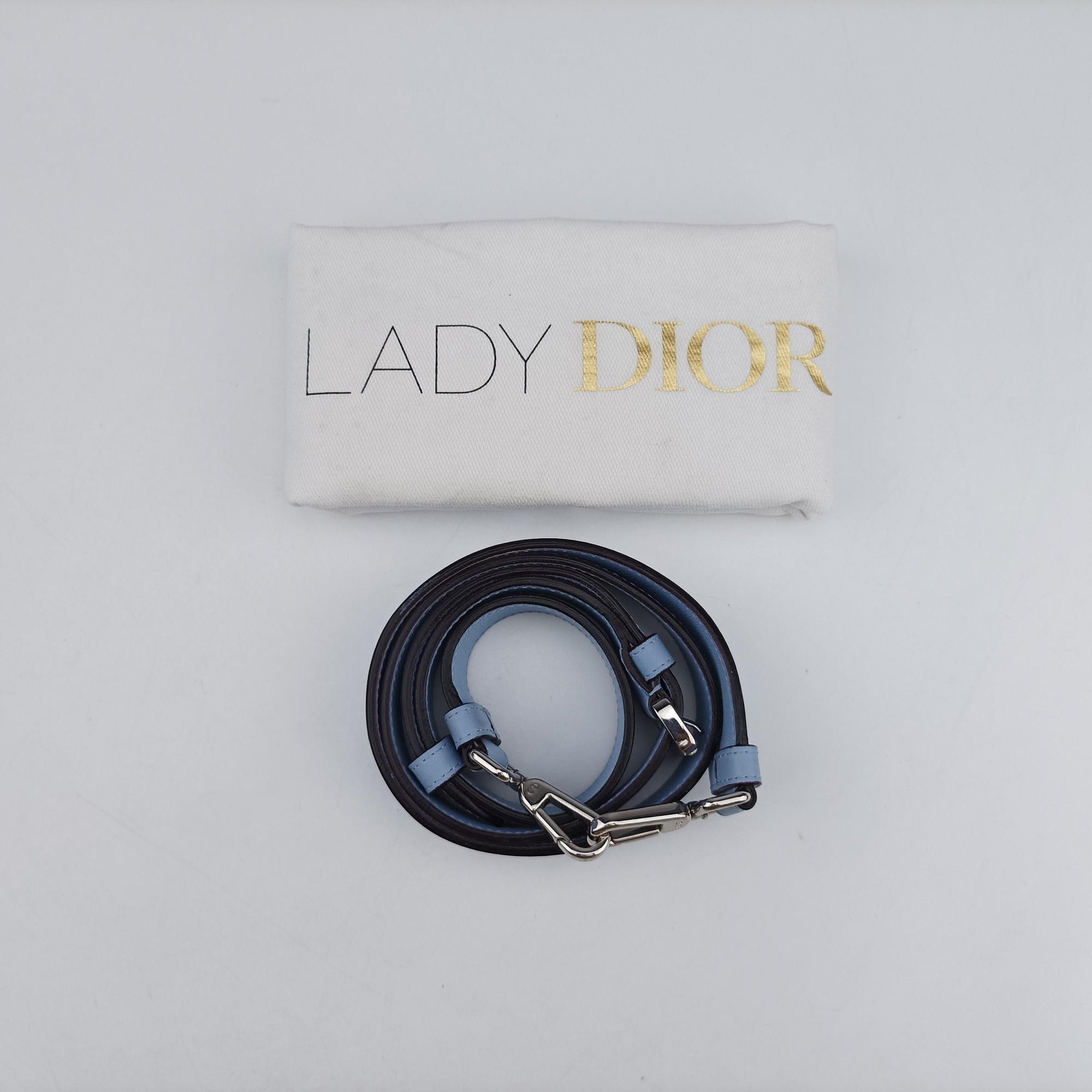 Pre-owned Christian Dior Be Dior Blue Leather  shoulderbag | stylenewstar