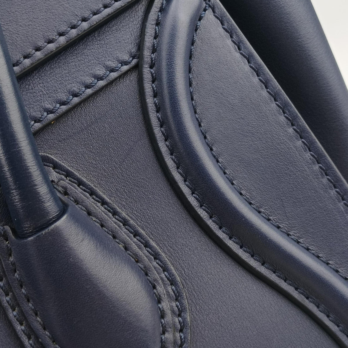 Secondhand Celine Luggage Mini Shopper Navy Leather  handbag | stylenewstar