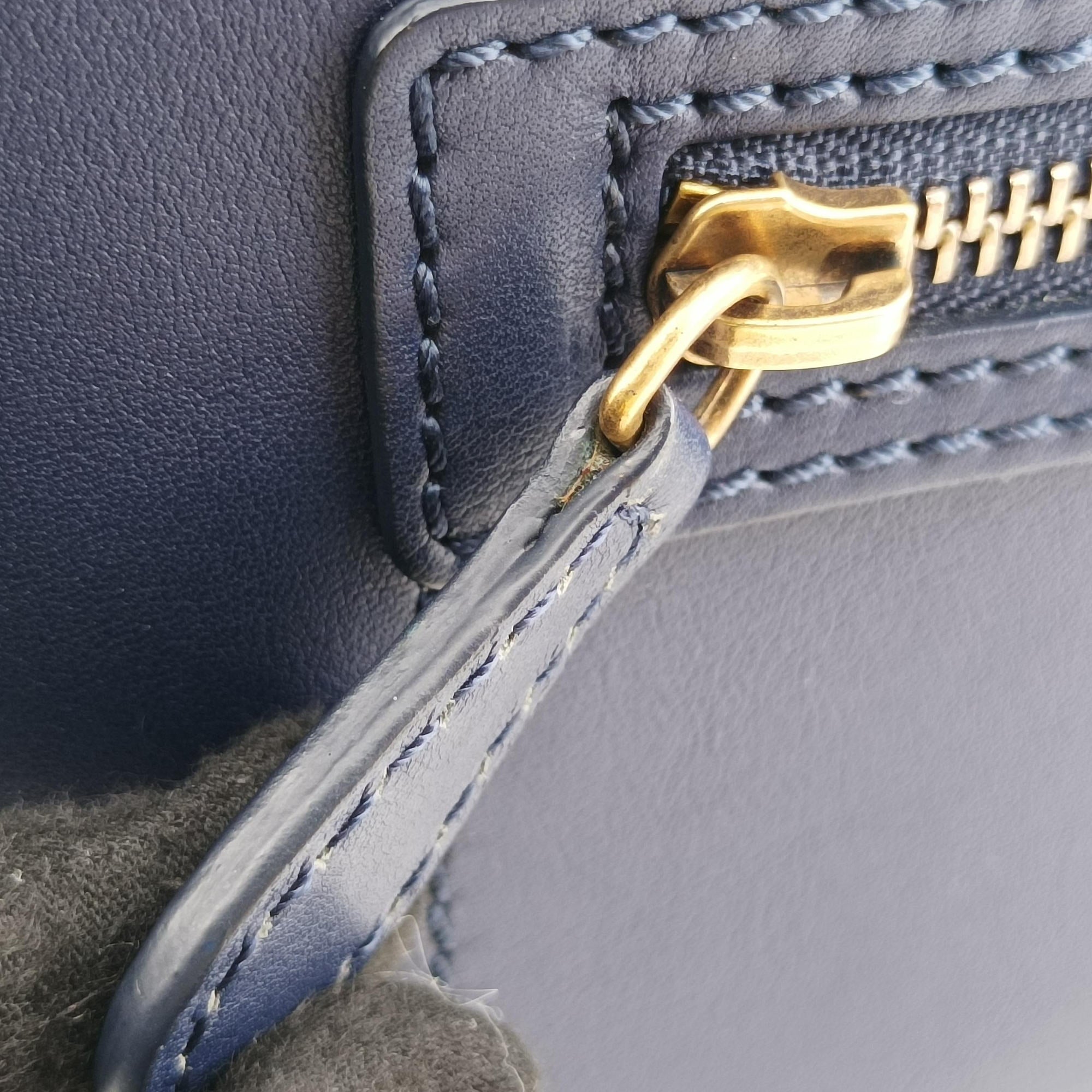 Secondhand Celine Luggage Mini Shopper Navy Leather  handbag | stylenewstar