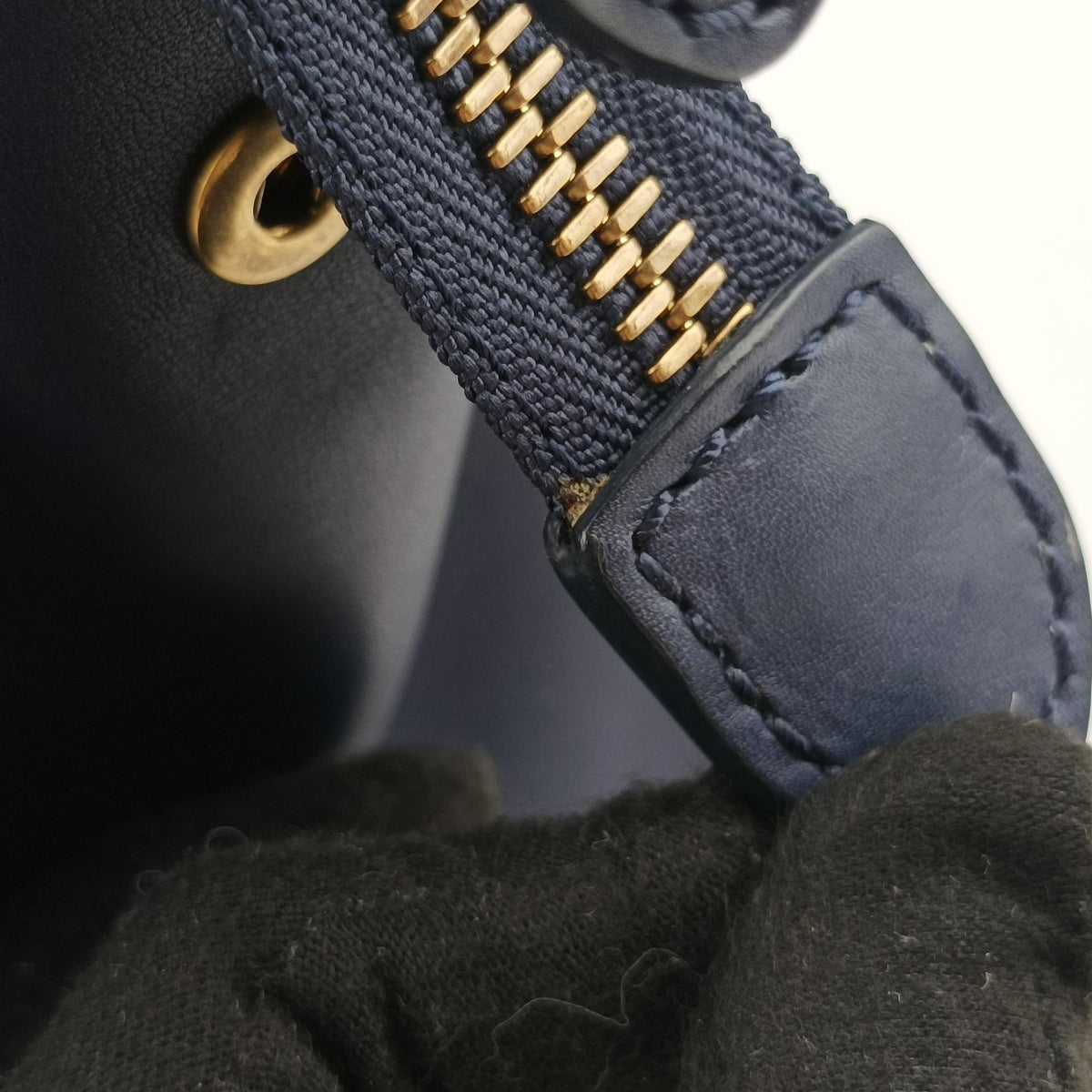 Secondhand Celine Luggage Mini Shopper Navy Leather  handbag | stylenewstar