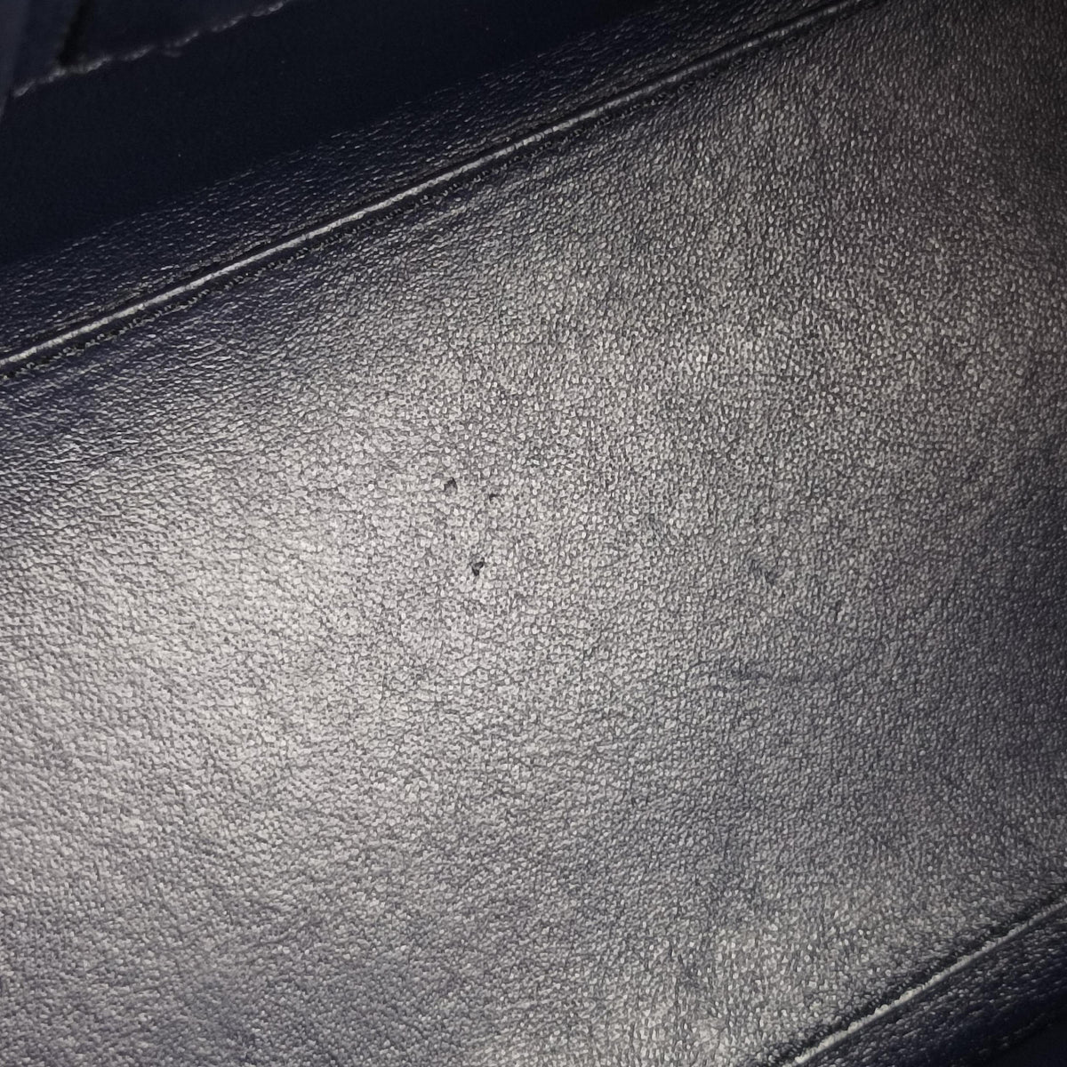 Secondhand Celine Luggage Mini Shopper Navy Leather  handbag | stylenewstar