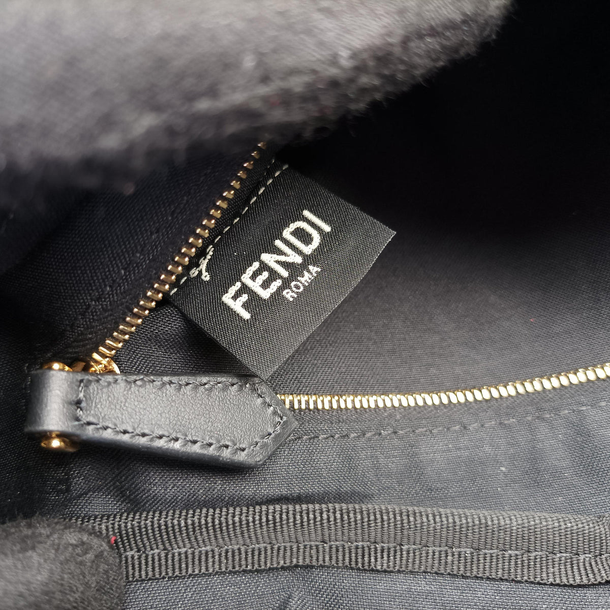 Pre-owned Fendi Zucca Diagonal Pattern Black PVC Coated Canvas 7VA434 bum bag/waist bag | stylenewstar