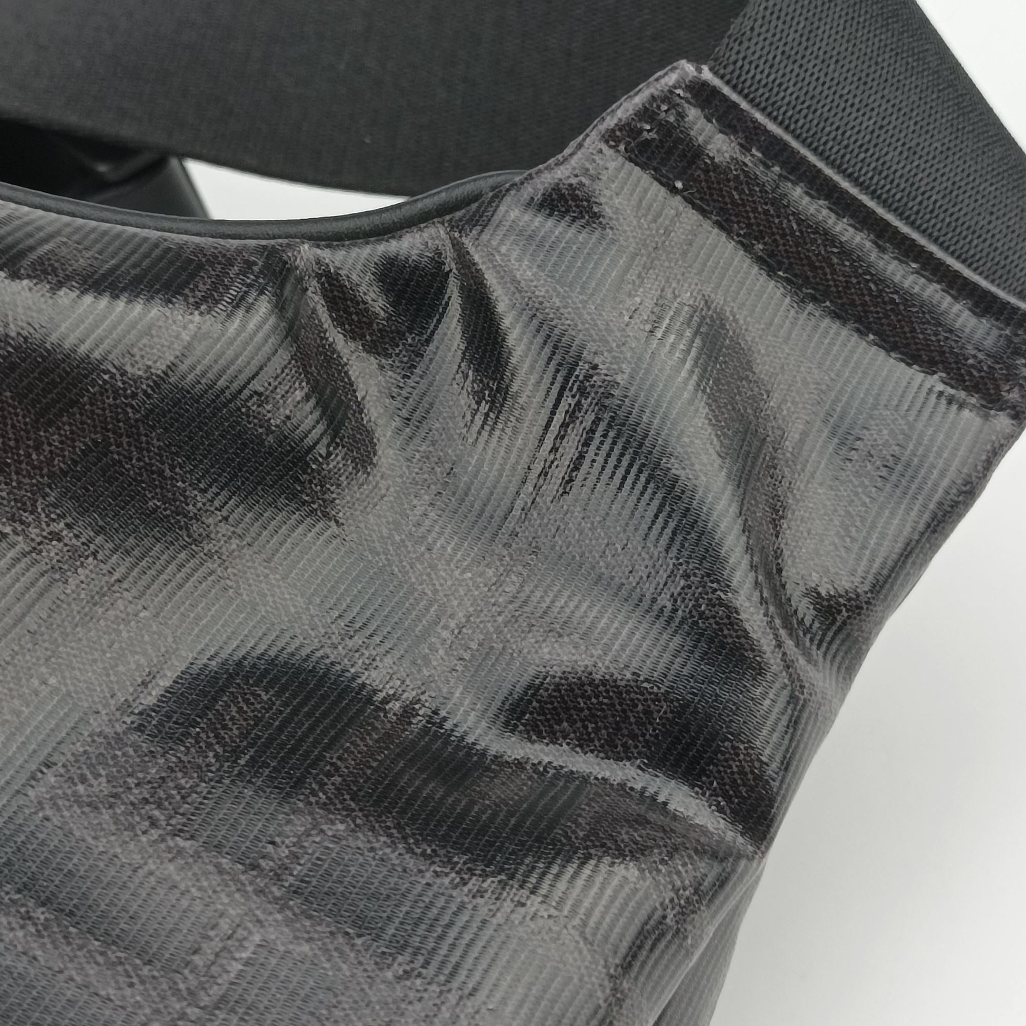 Pre-owned Fendi Zucca Diagonal Pattern Black PVC Coated Canvas 7VA434 bum bag/waist bag | stylenewstar