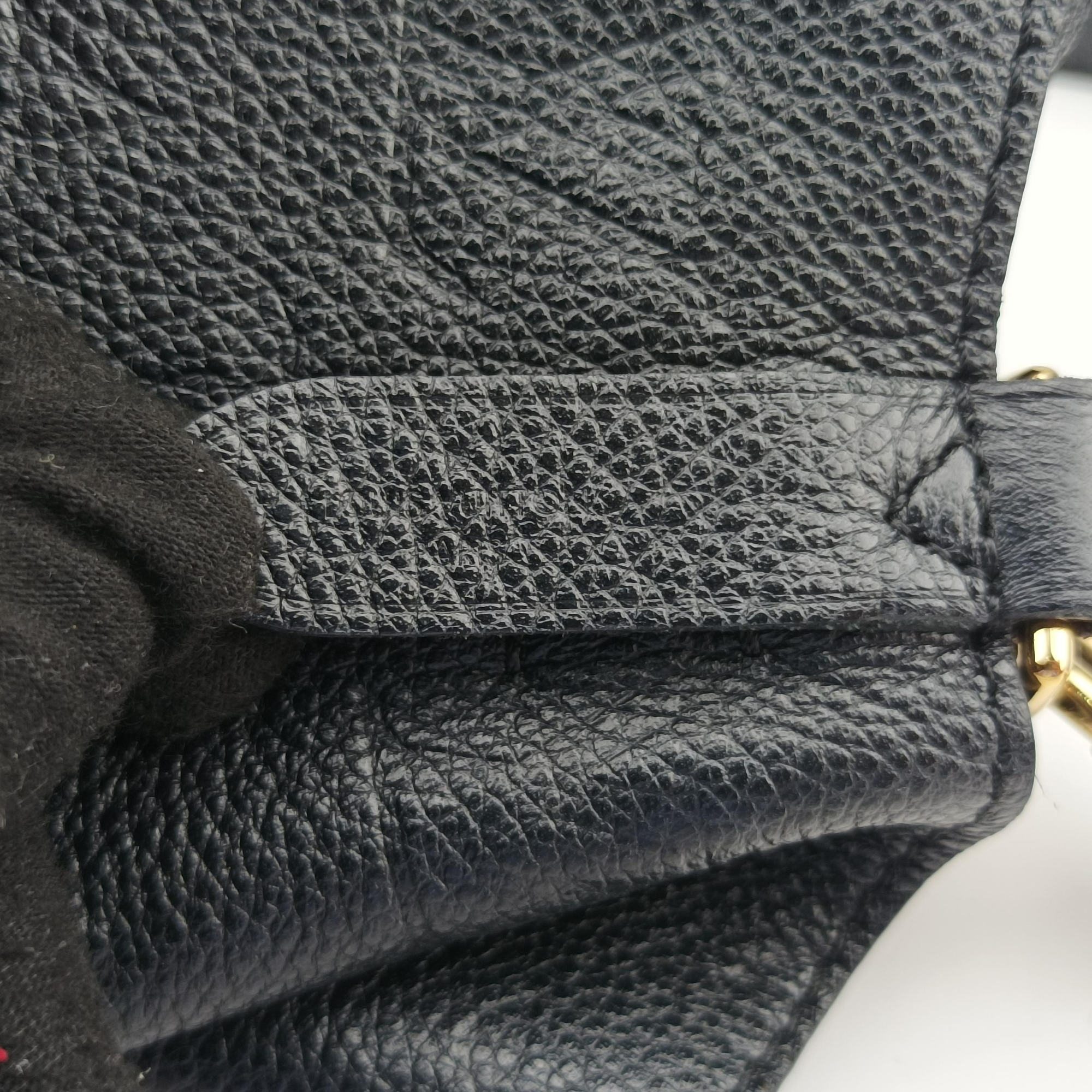 Pre-owned Louis Vuitton NeoNoe Noir Monogram Empreinte M45256 shoulderbag | stylenewstar