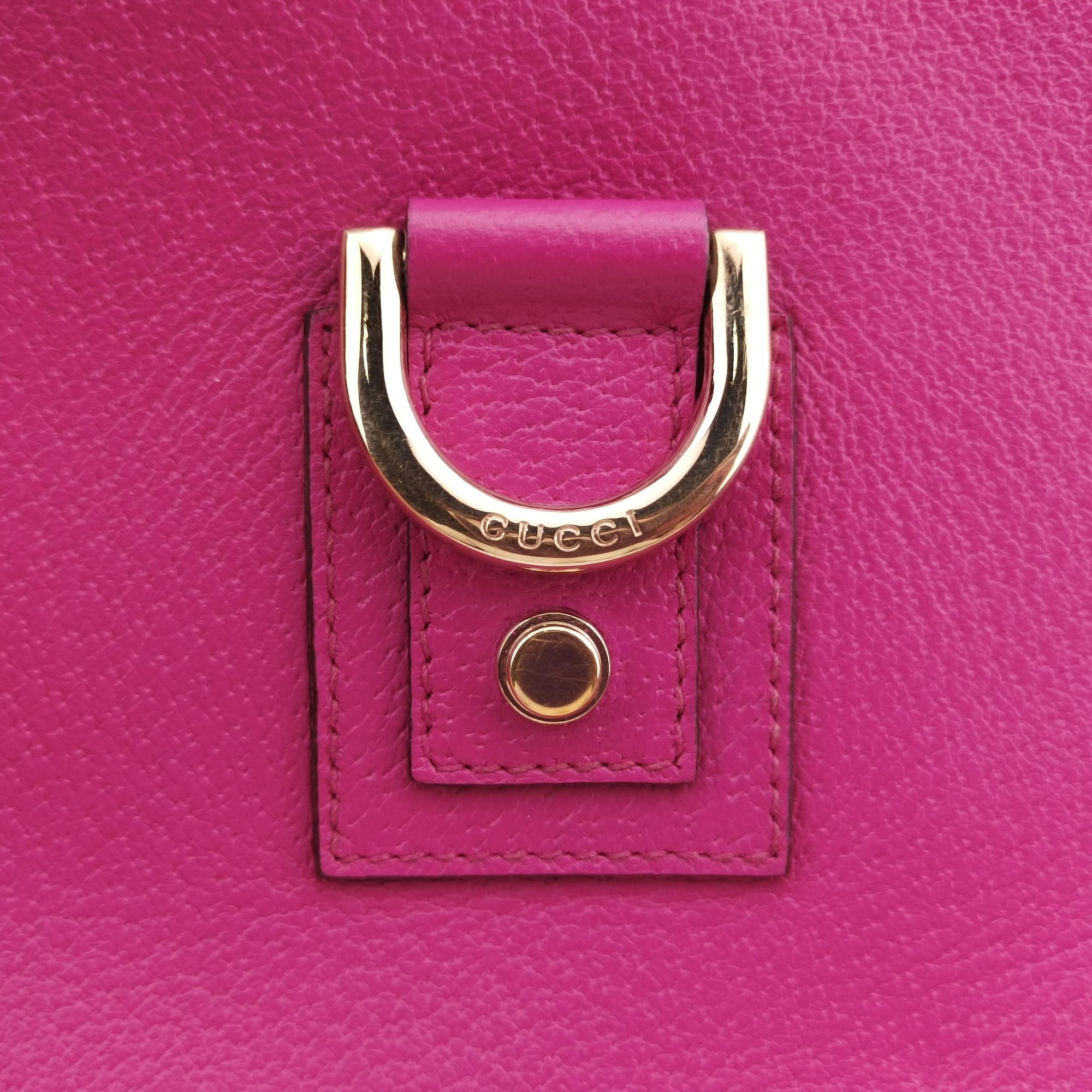Vintage Gucci Guccissima Abby Purple Leather 130738 shoulderbag | stylenewstar
