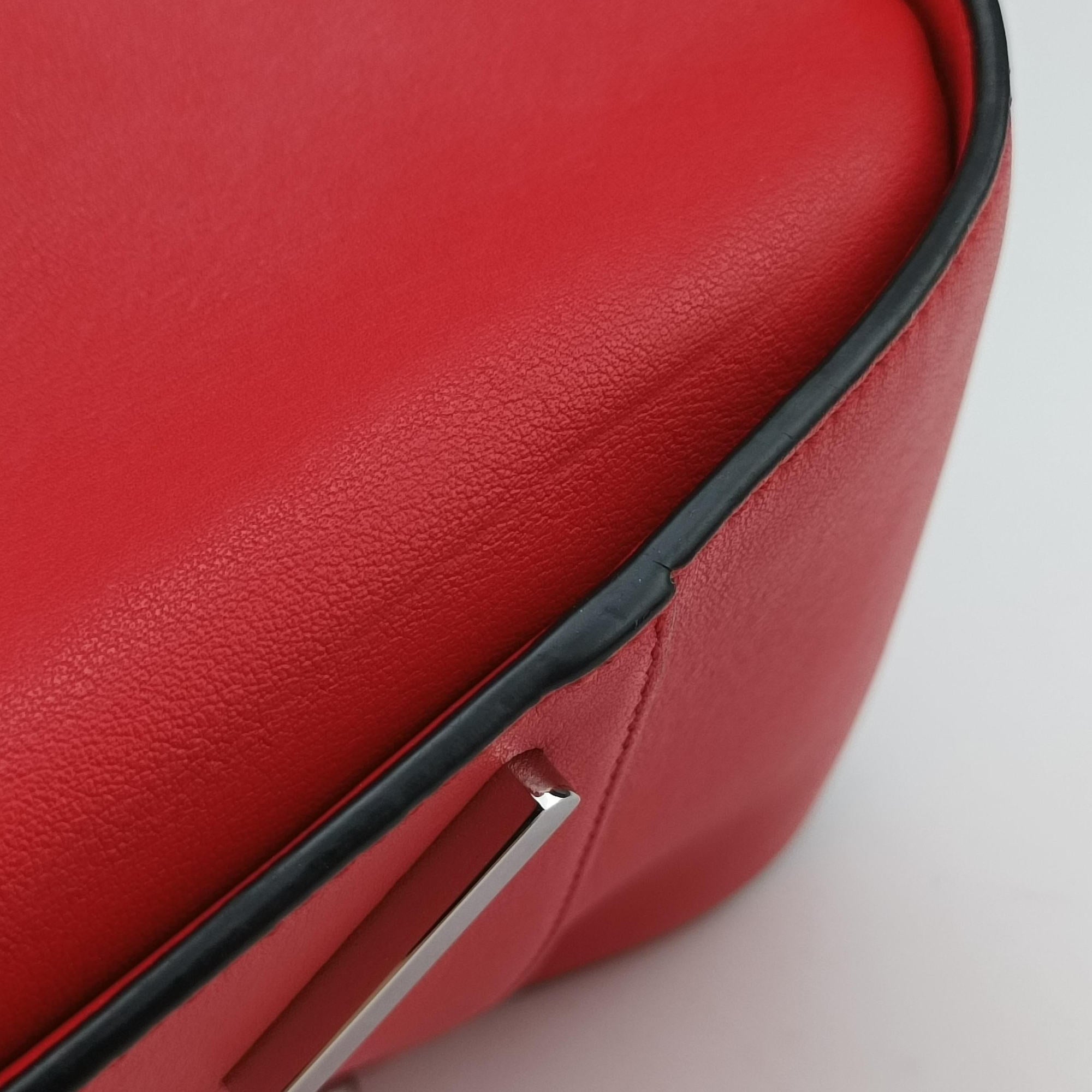 Secondhand Loewe Hammock Red Leather  shoulderbag | stylenewstar