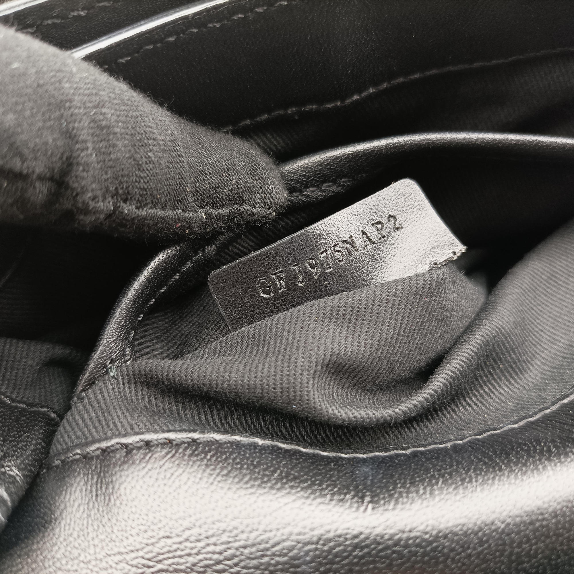 Pre-owned Valentino Rockstud Va Va Voom Black Leather  shoulderbag | stylenewstar