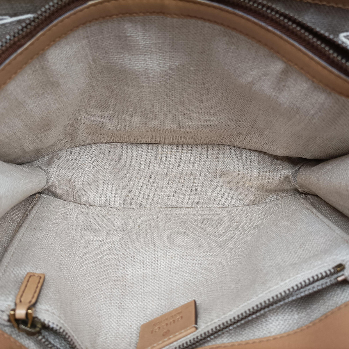 Pre-owned Gucci Duilio Broge Beige Leather 296902 shoulderbag | stylenewstar