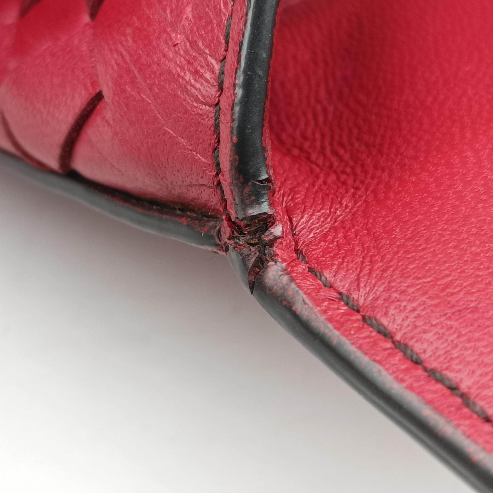Pre-owned Bottega Veneta Intrecciato Ellitica Red lambskin  shoulderbag | stylenewstar