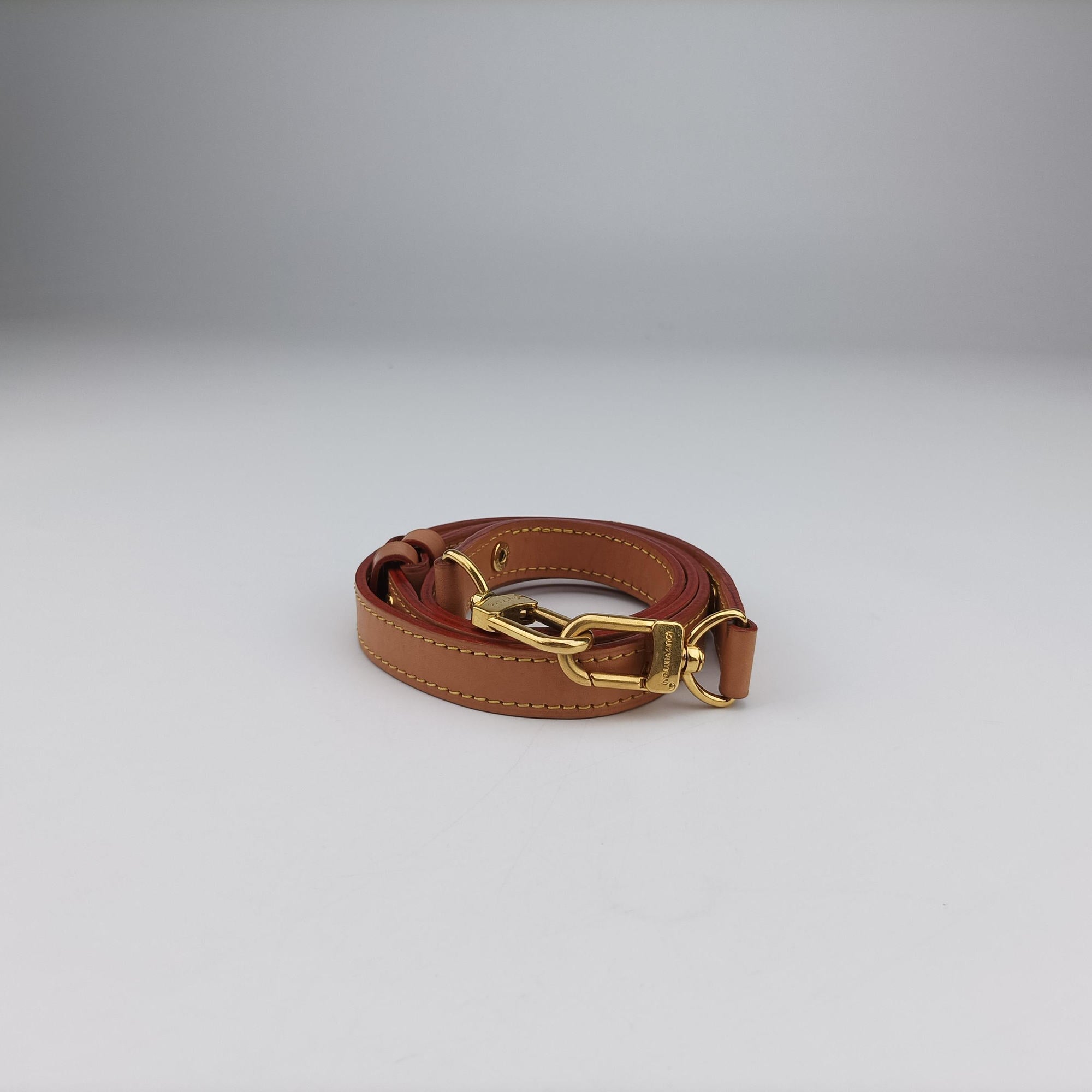 Pre-owned Louis Vuitton LOOP Brown×Beige Monogram Canvas M81098 shoulderbag | stylenewstar