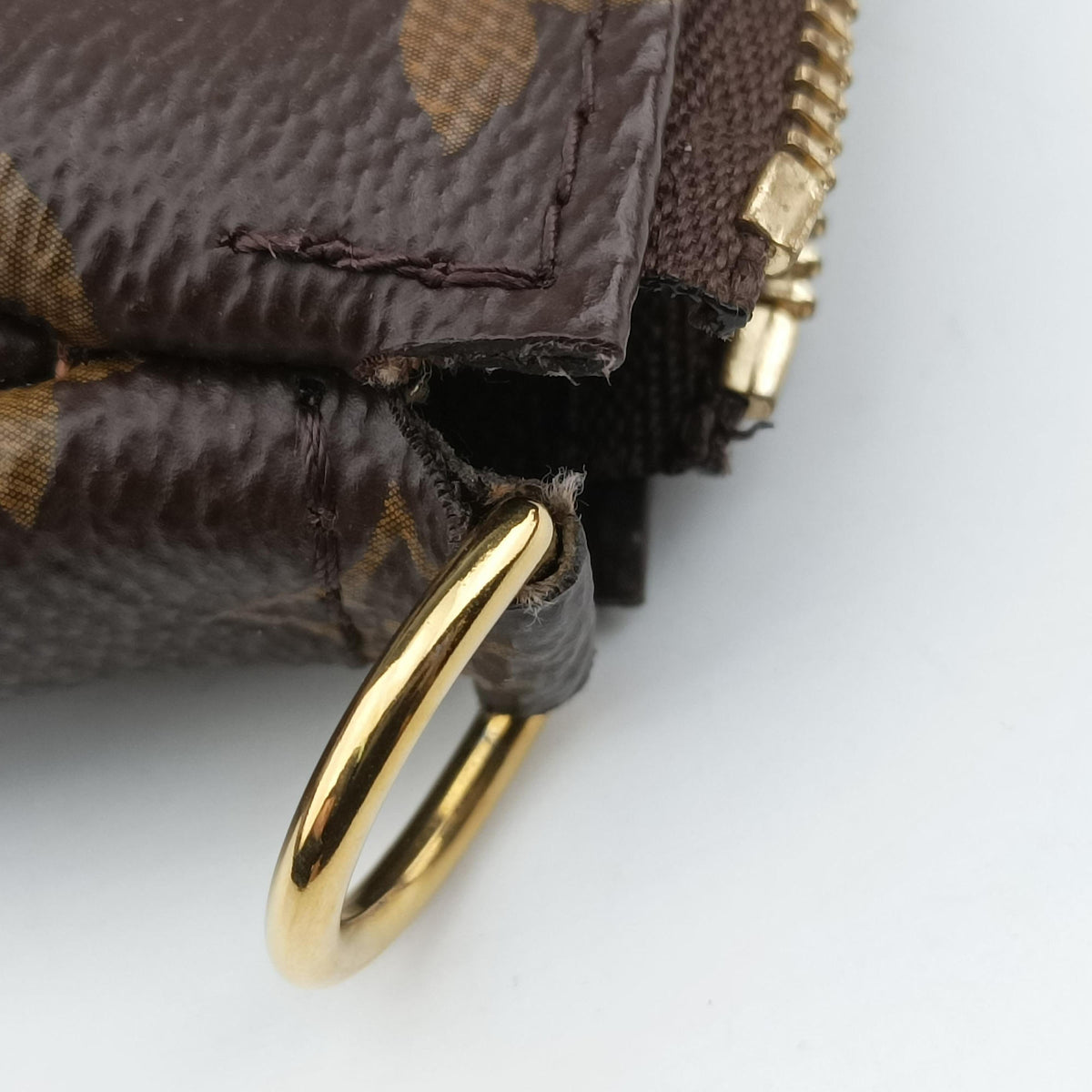 Secondhand Louis Vuitton Multi Pochette Accessoir brown×khaki Monogram Canvas M44813 shoulderbag | stylenewstar