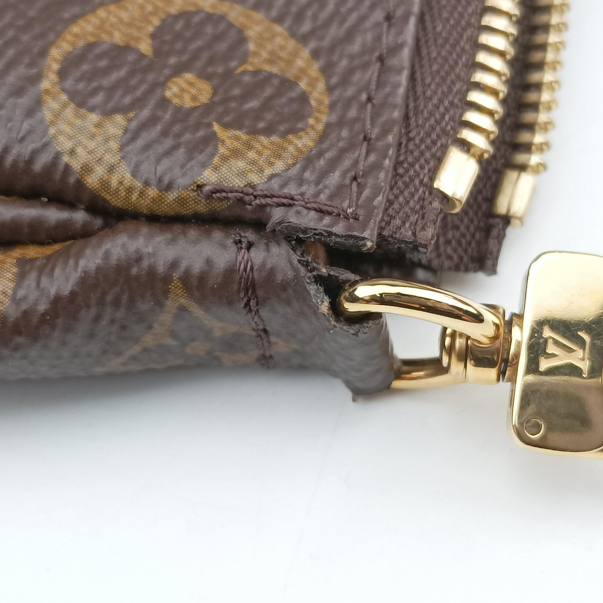 Secondhand Louis Vuitton Multi Pochette Accessoir brown×khaki Monogram Canvas M44813 shoulderbag | stylenewstar