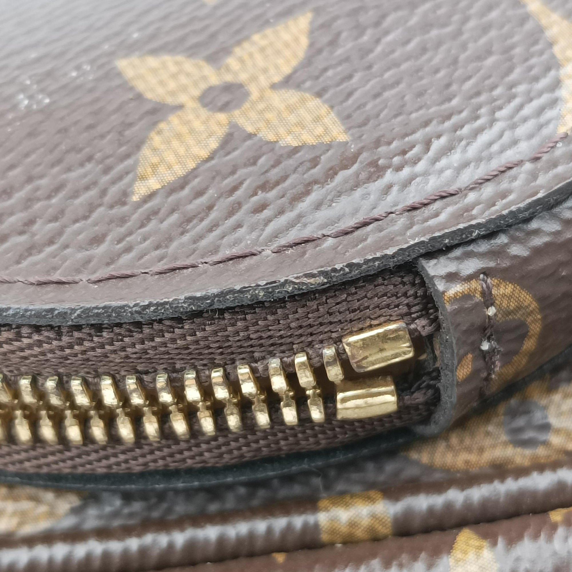 Secondhand Louis Vuitton Multi Pochette Accessoir brown×khaki Monogram Canvas M44813 shoulderbag | stylenewstar