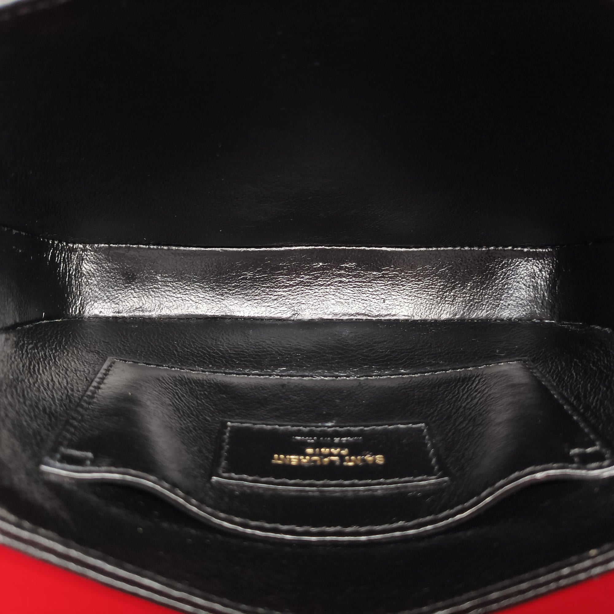 Pre-owned Yves Saint Laurent Solferino Red Leather 634306 shoulderbag | stylenewstar